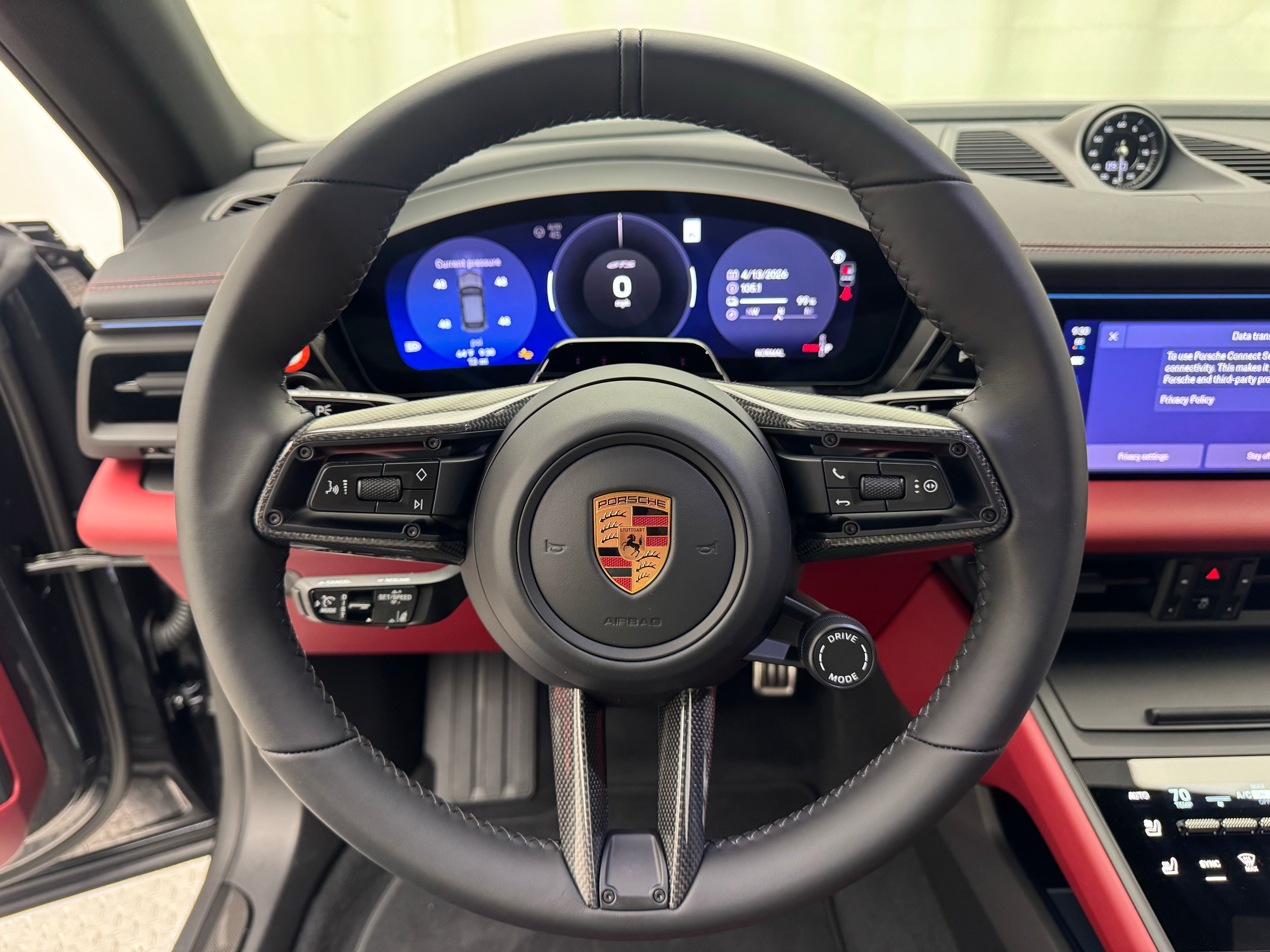 Thumbnail: 2026 Porsche Macan - 6