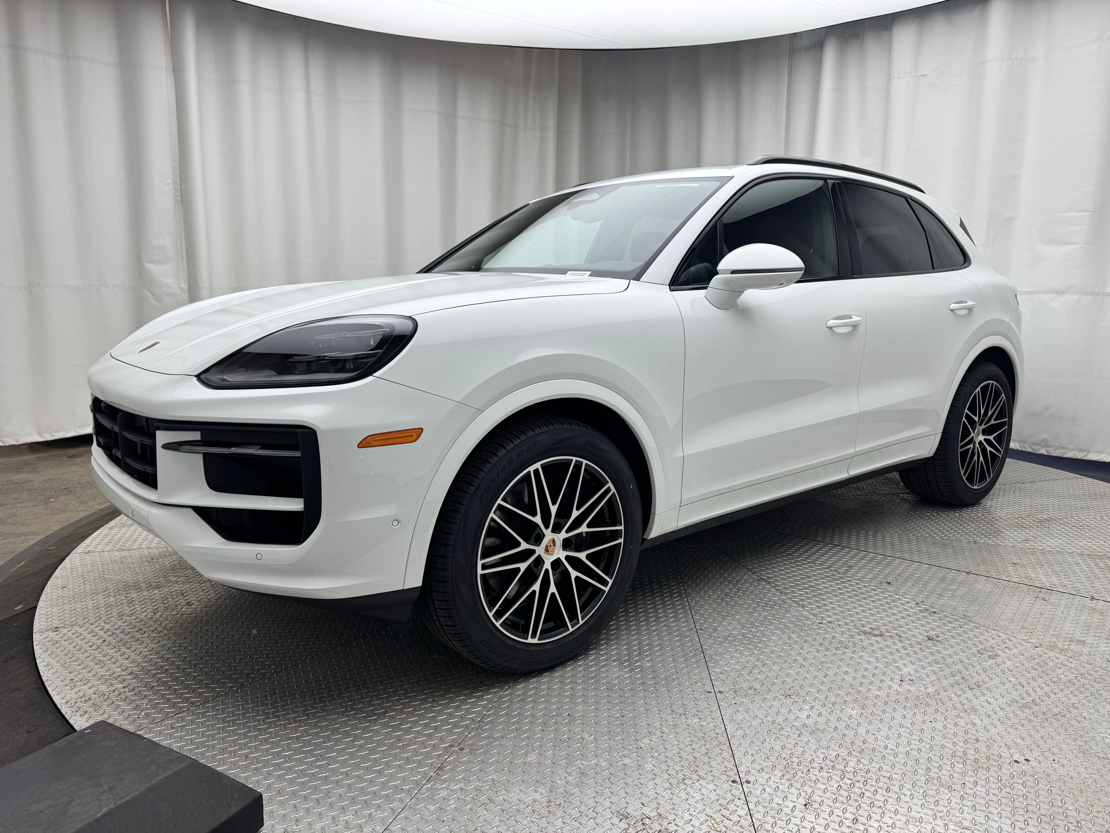 Thumbnail: 2026 Porsche Cayenne - 1