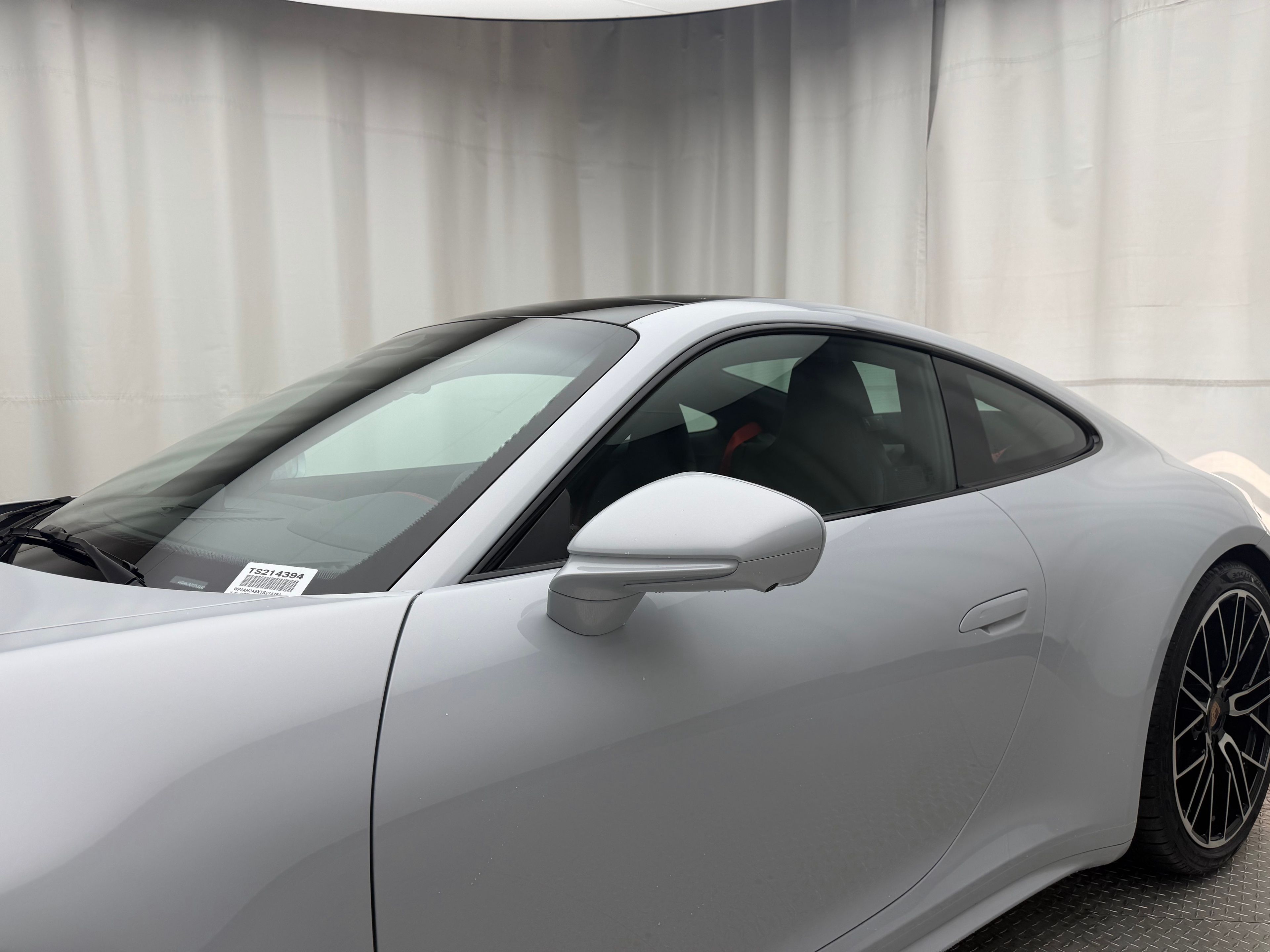 Thumbnail: 2026 Porsche 911 - 8