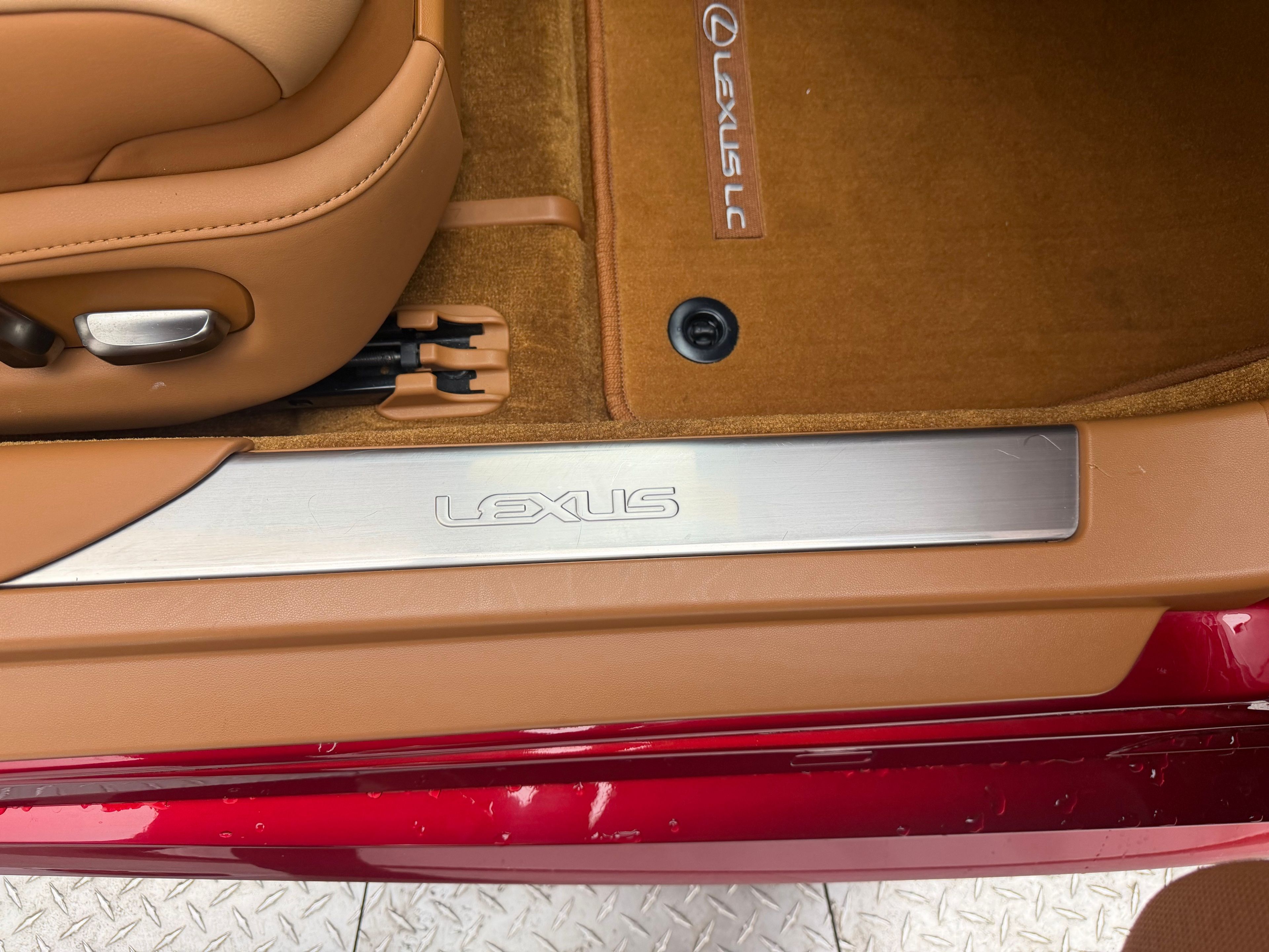 Thumbnail: 2018 Lexus LC - 18