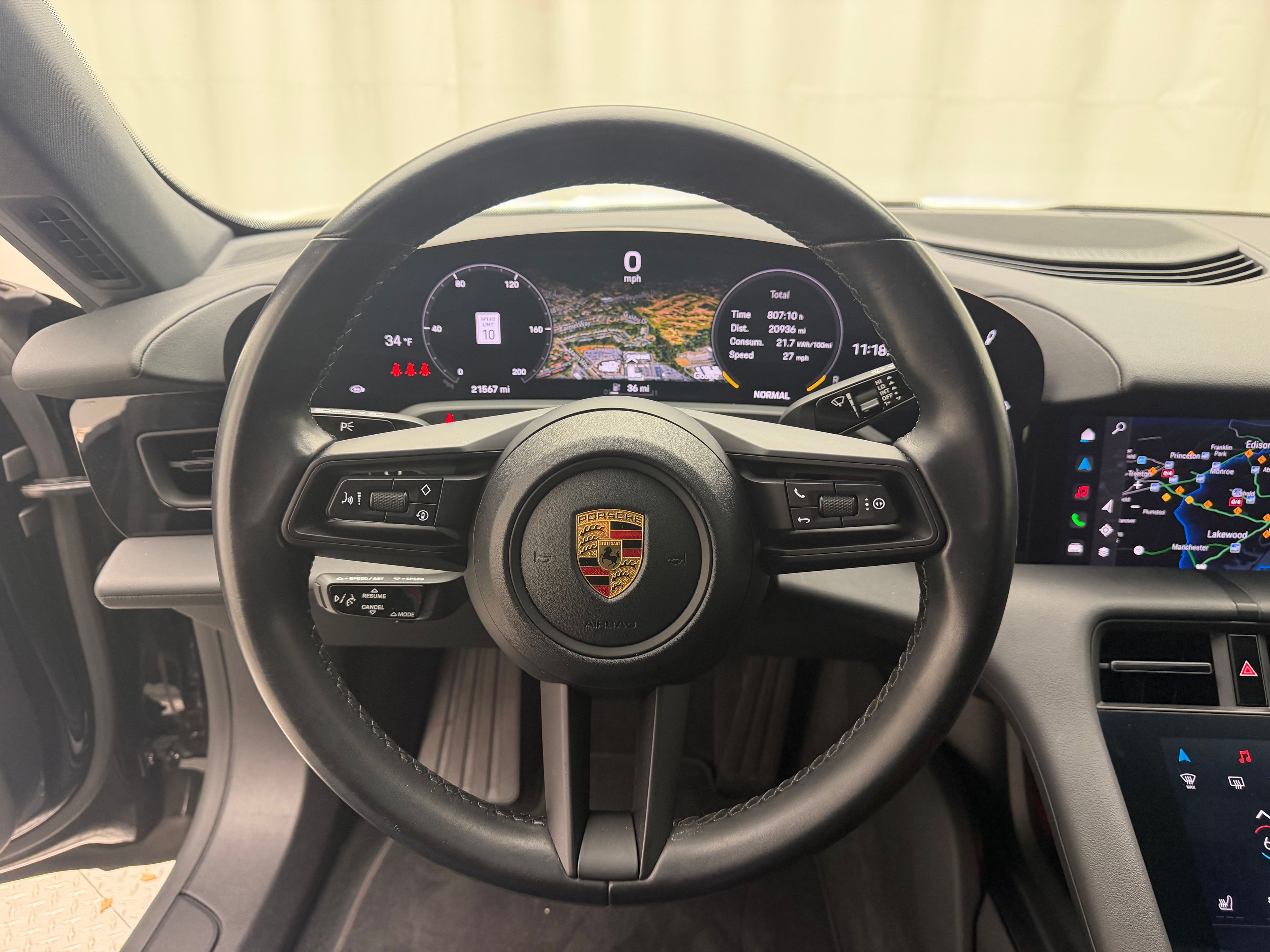 Thumbnail: 2021 Porsche Taycan - 6