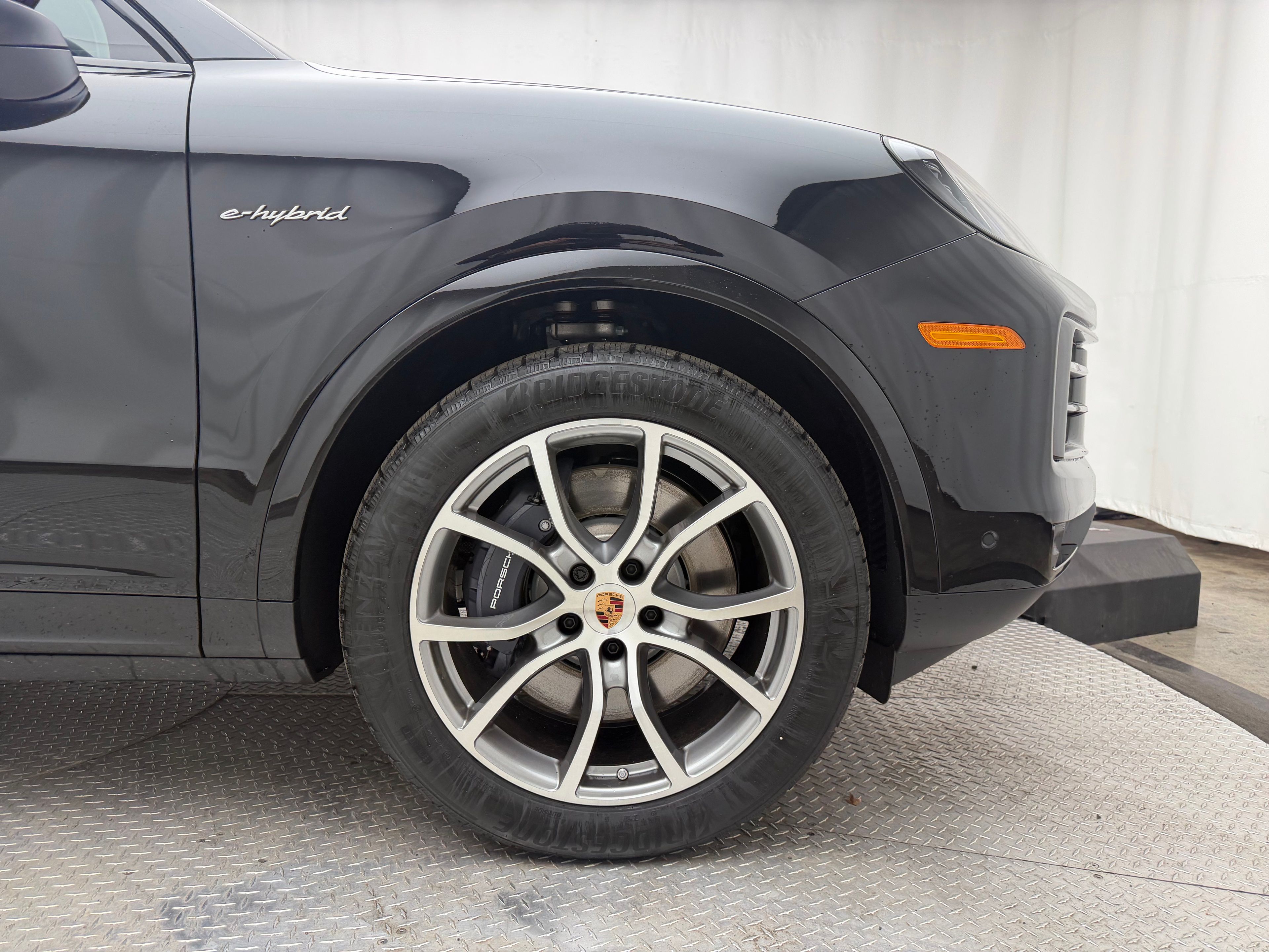 Thumbnail: 2026 Porsche Cayenne - 17