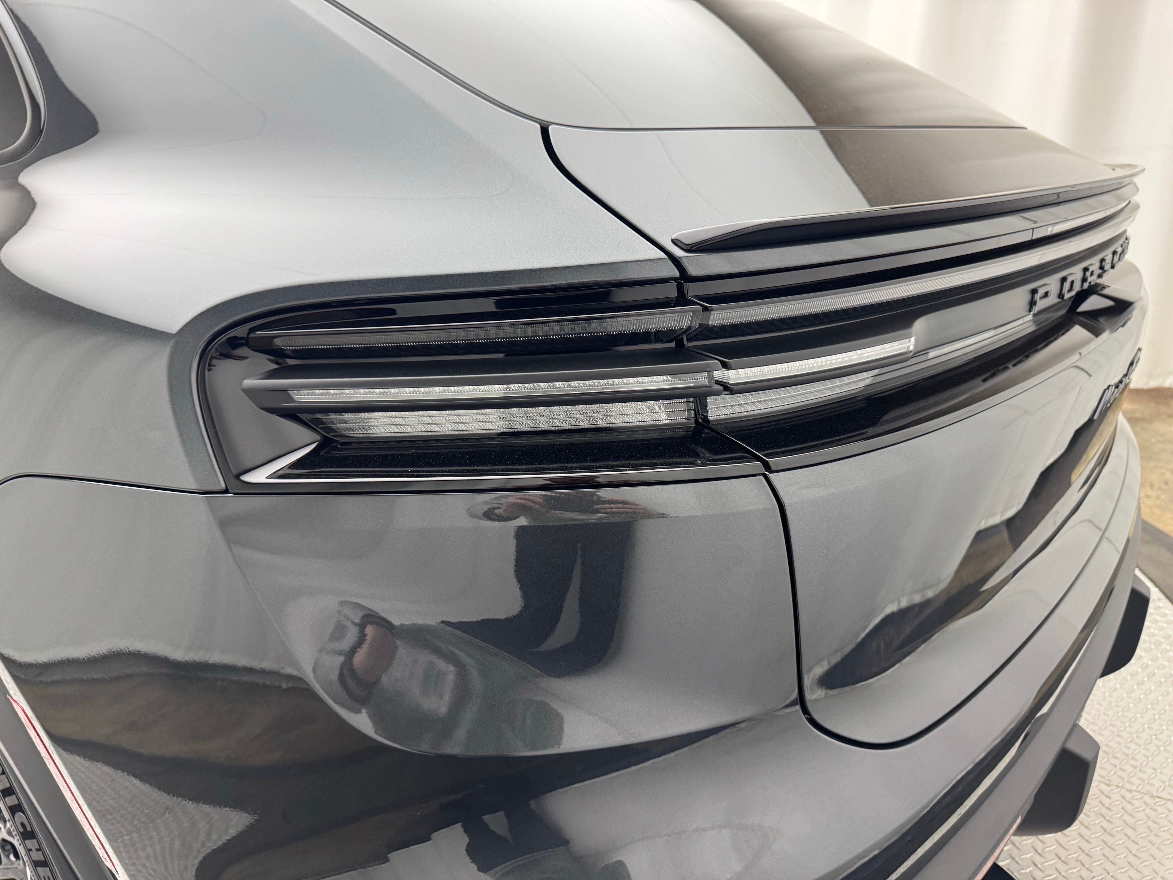 Thumbnail: 2026 Porsche Macan - 11