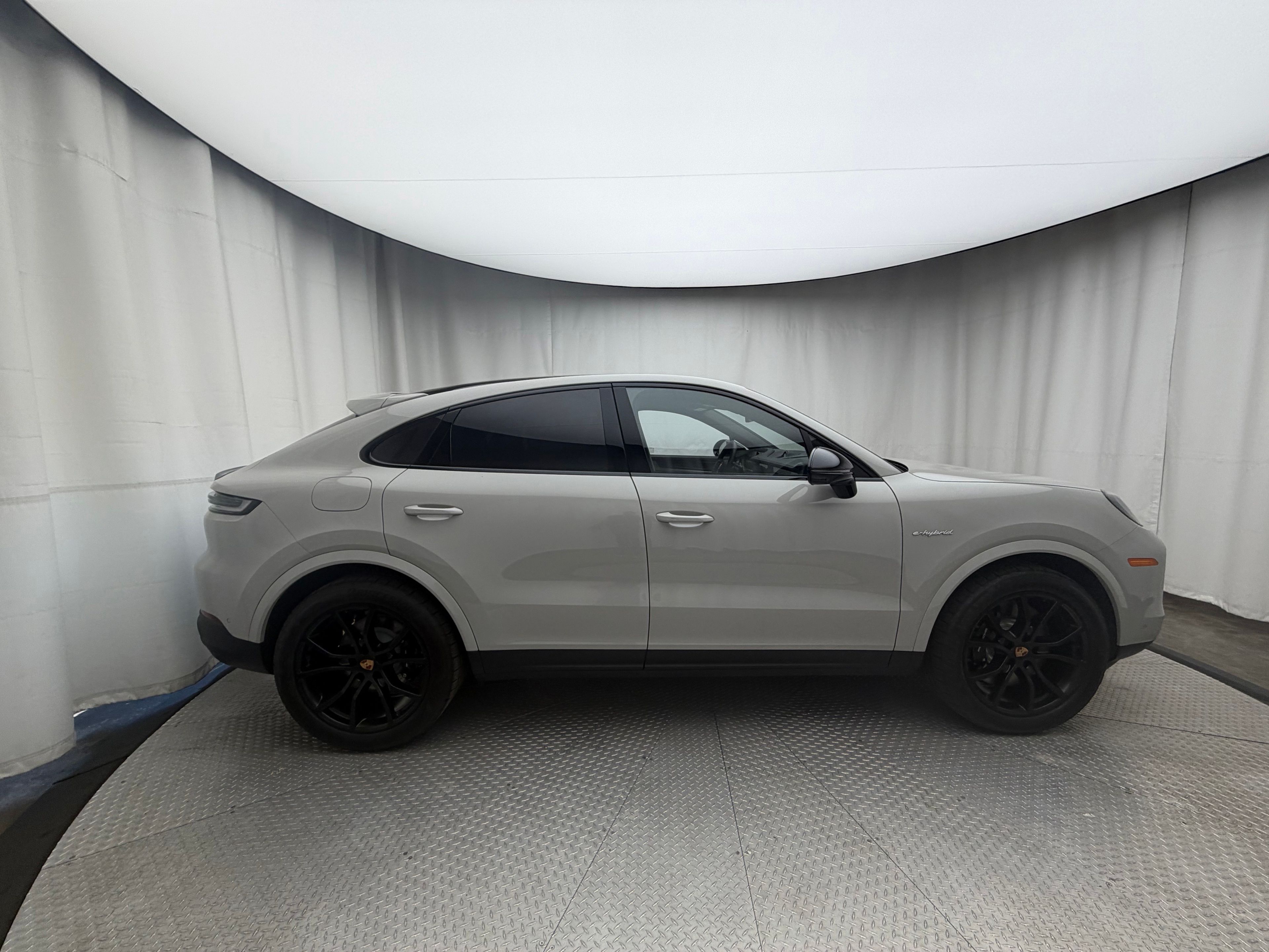Thumbnail: 2026 Porsche  - 16