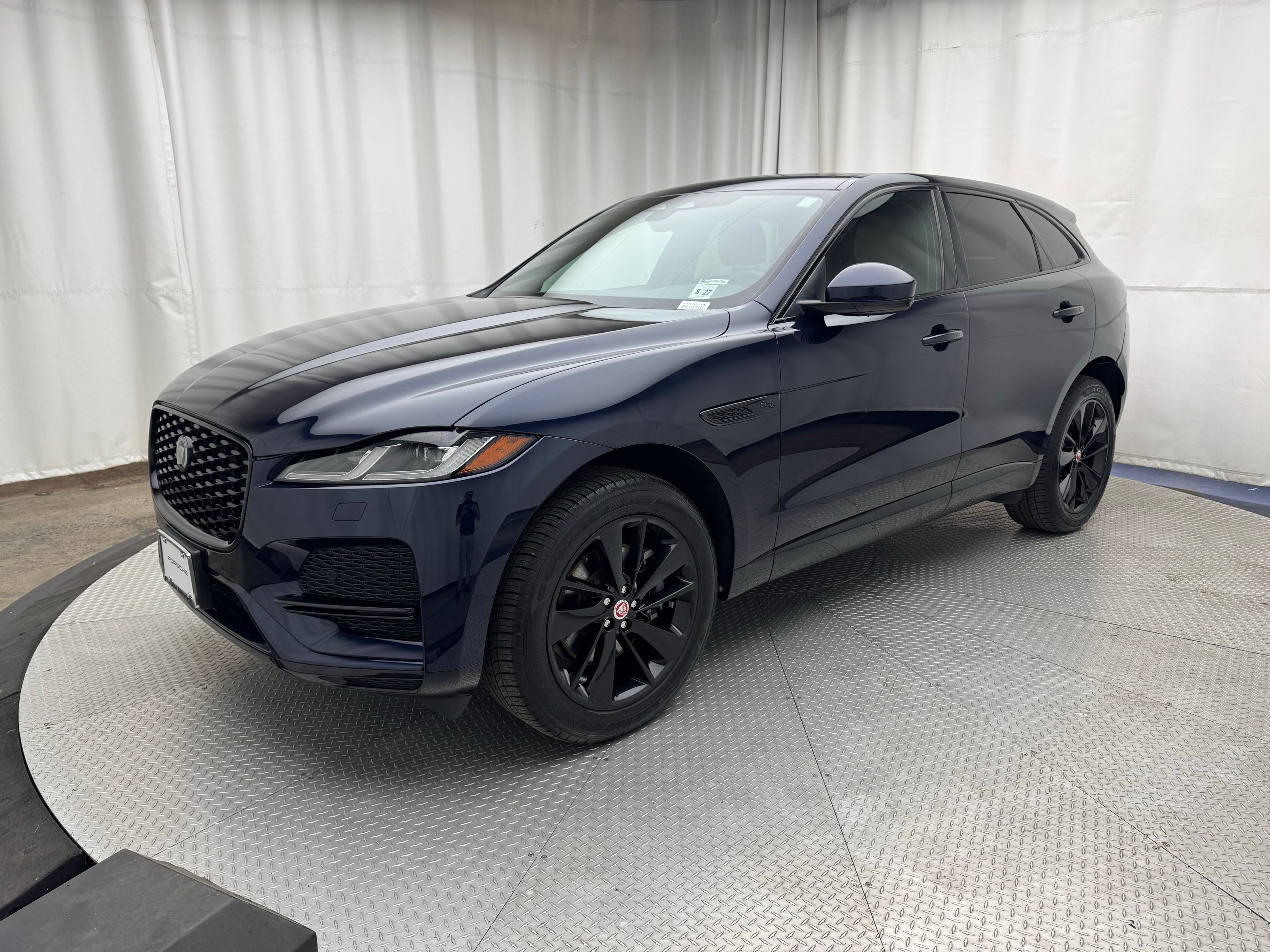2023 Jaguar F-PACE P250 S's photo