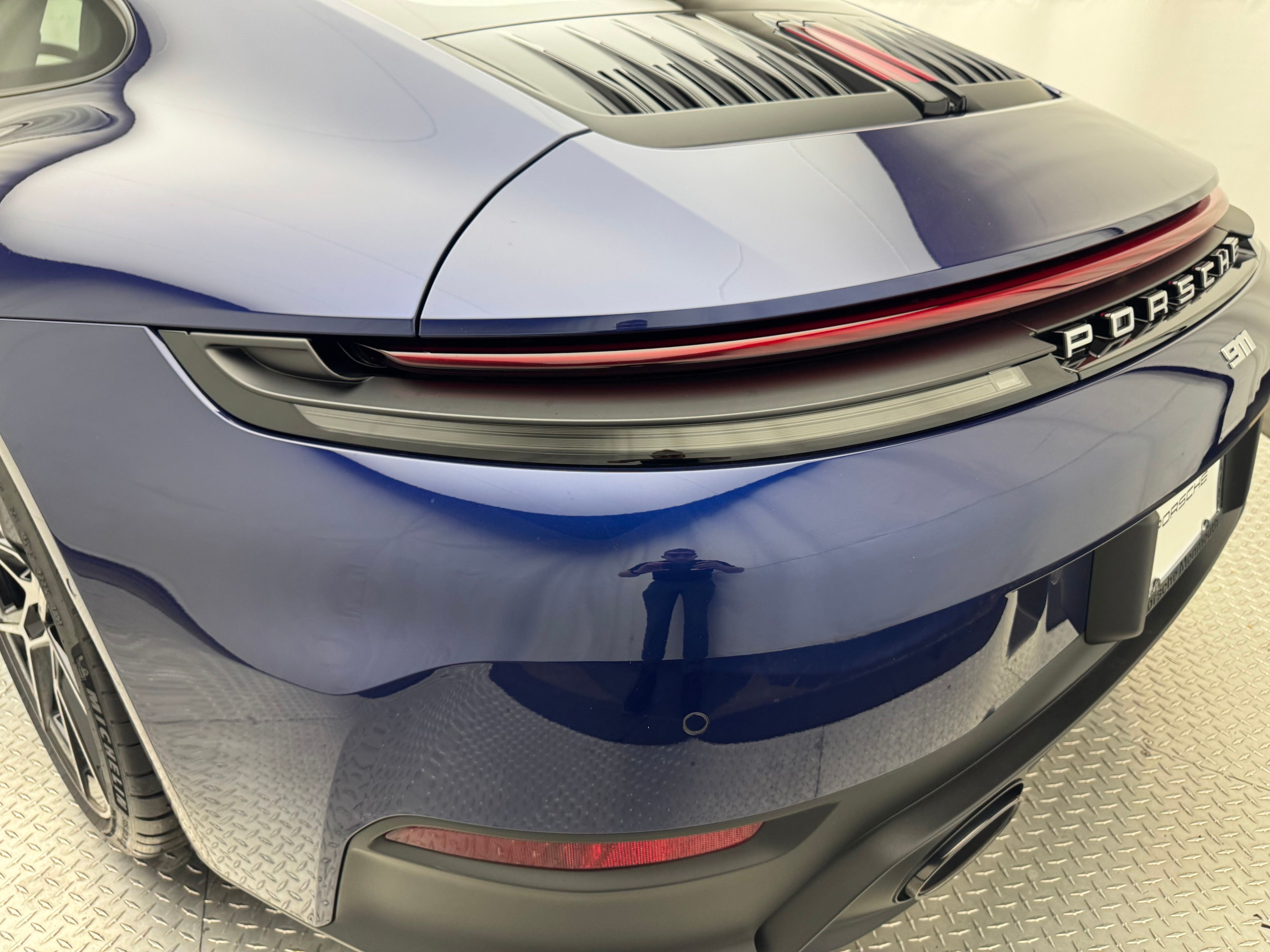 Thumbnail: 2026 Porsche 911 - 10