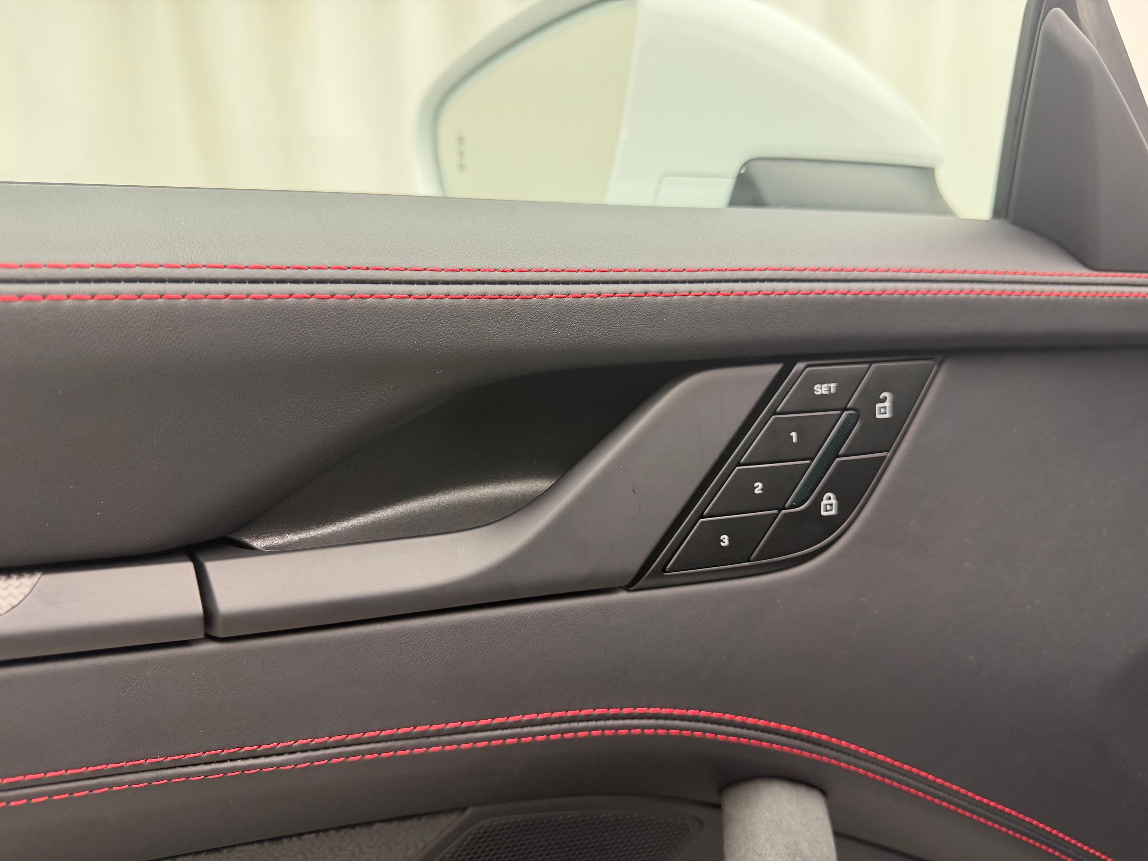 Thumbnail: 2026 Porsche 911 - 26