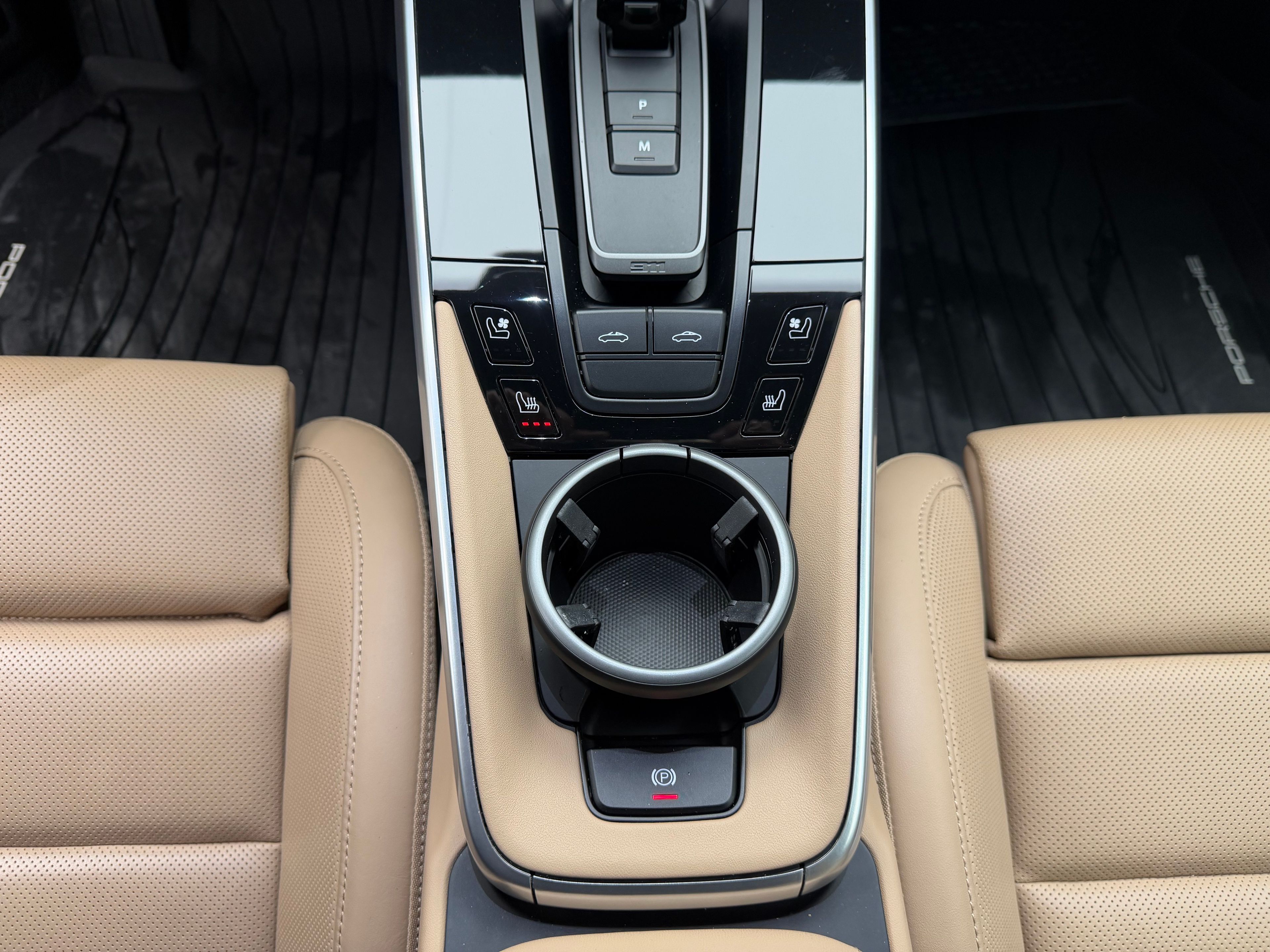 Thumbnail: 2024 Porsche 911 - 28