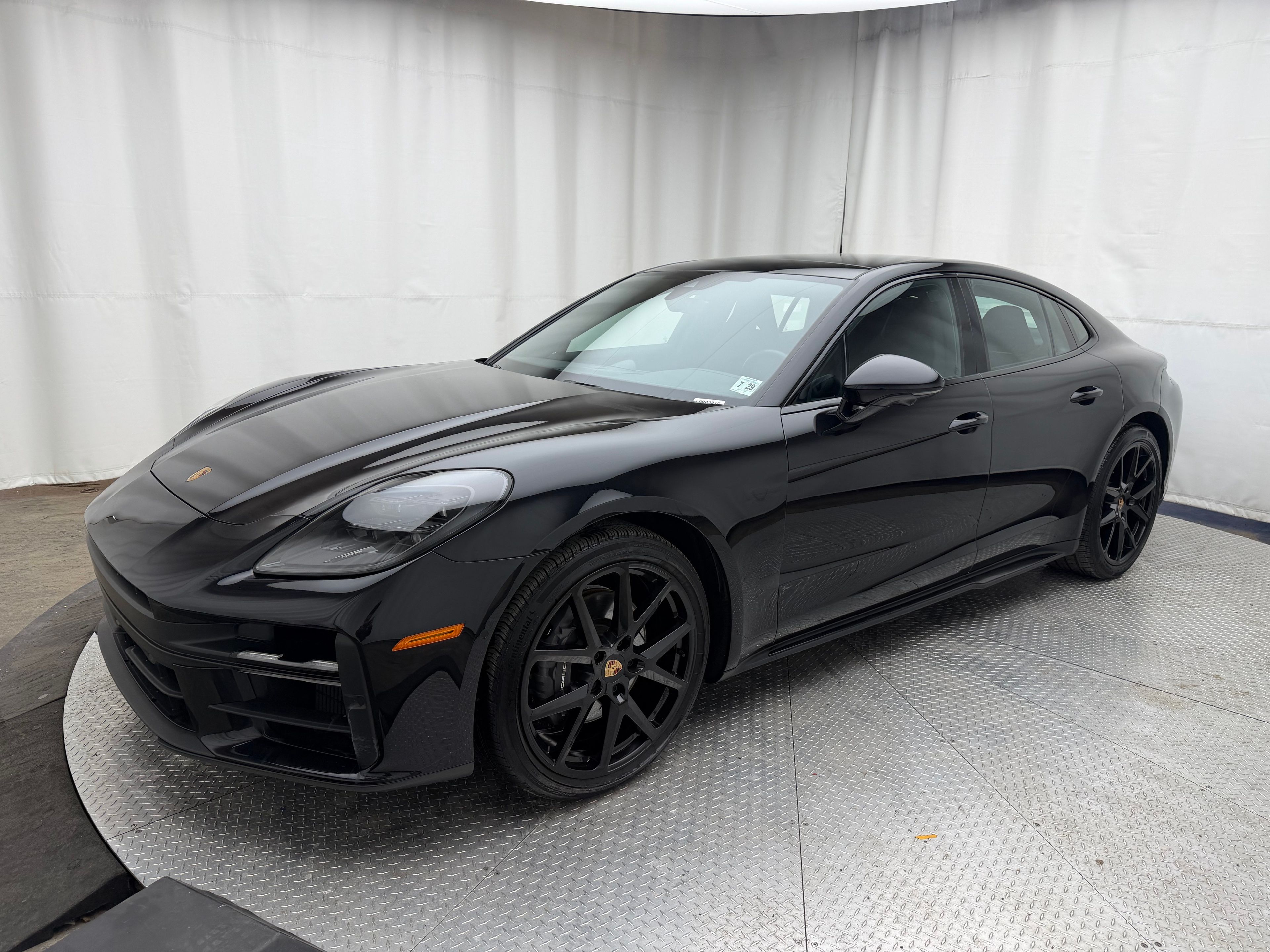 Thumbnail: 2024 Porsche Panamera - 1