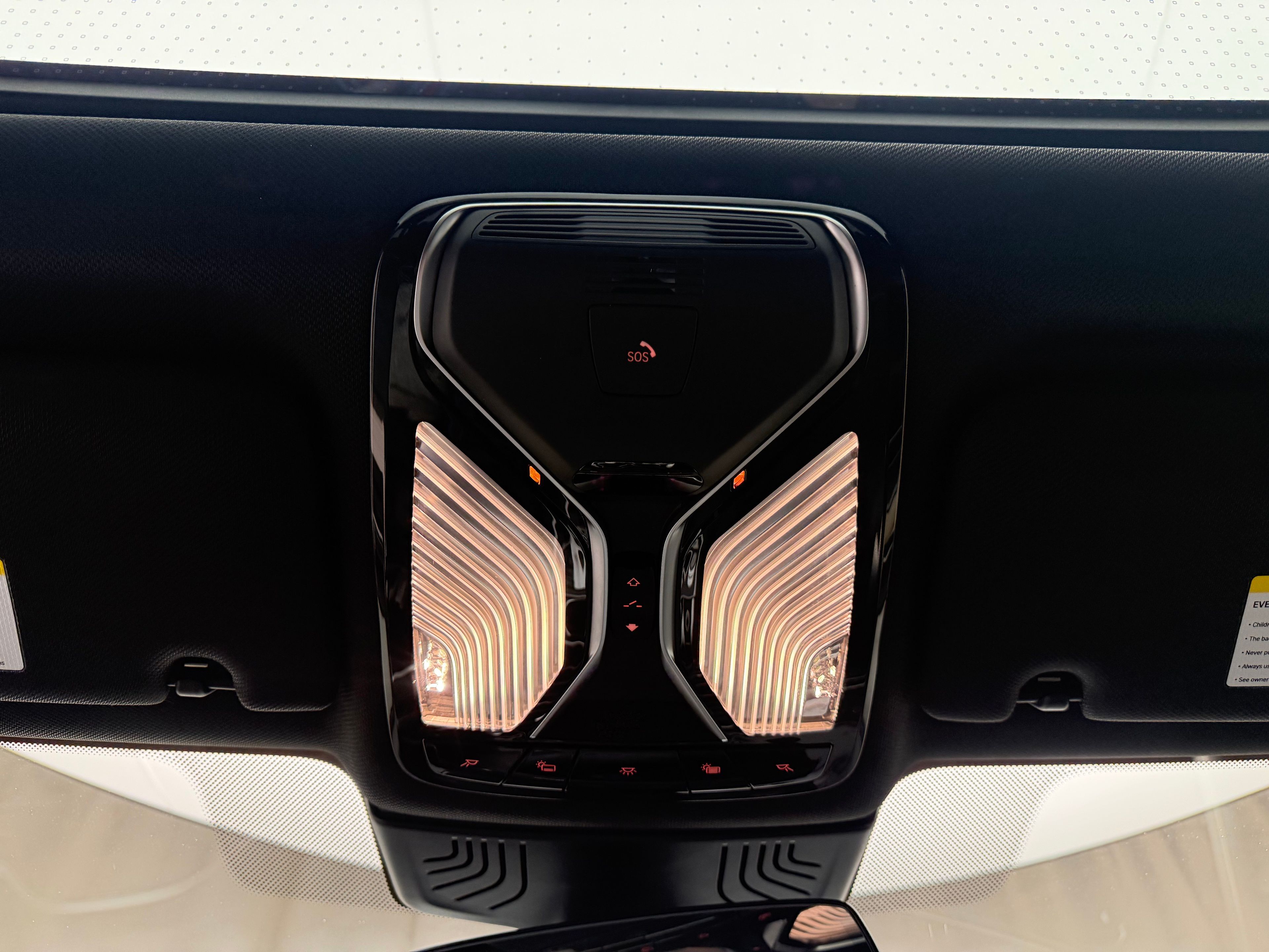 Thumbnail: 2020 BMW 7 Series - 32