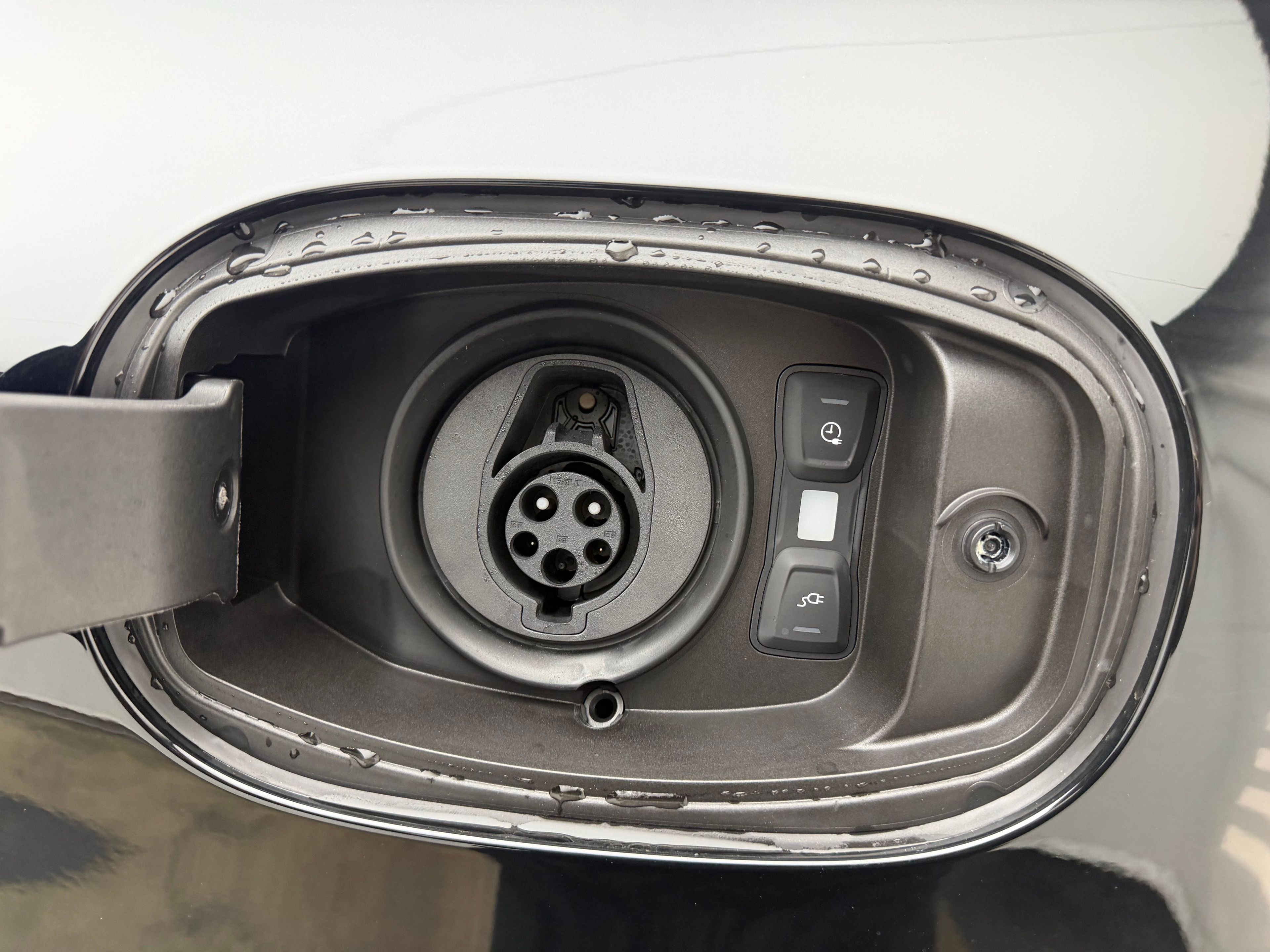 Thumbnail: 2026 Porsche Cayenne - 11