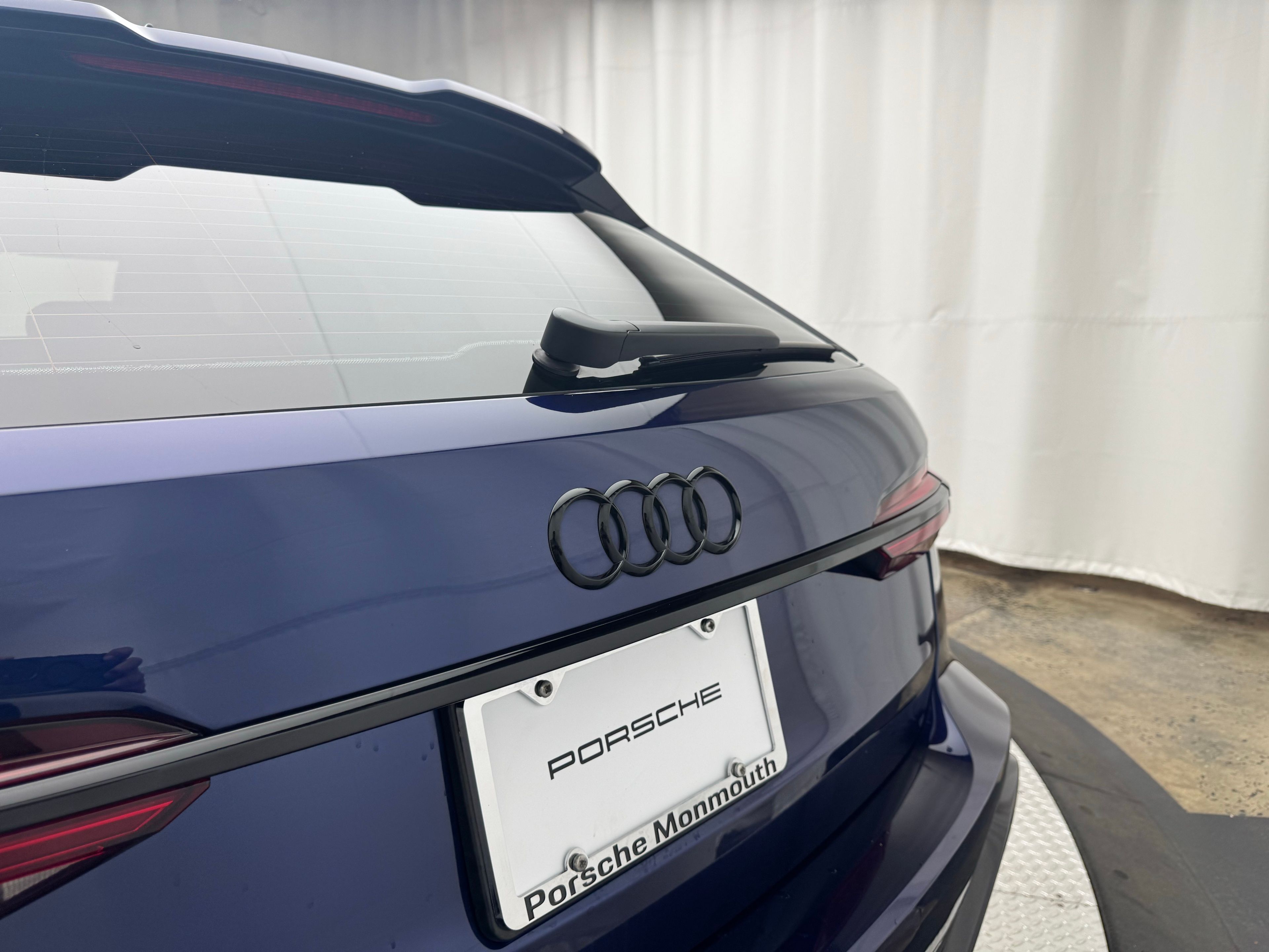 Thumbnail: 2021 Audi RS 6 - 11