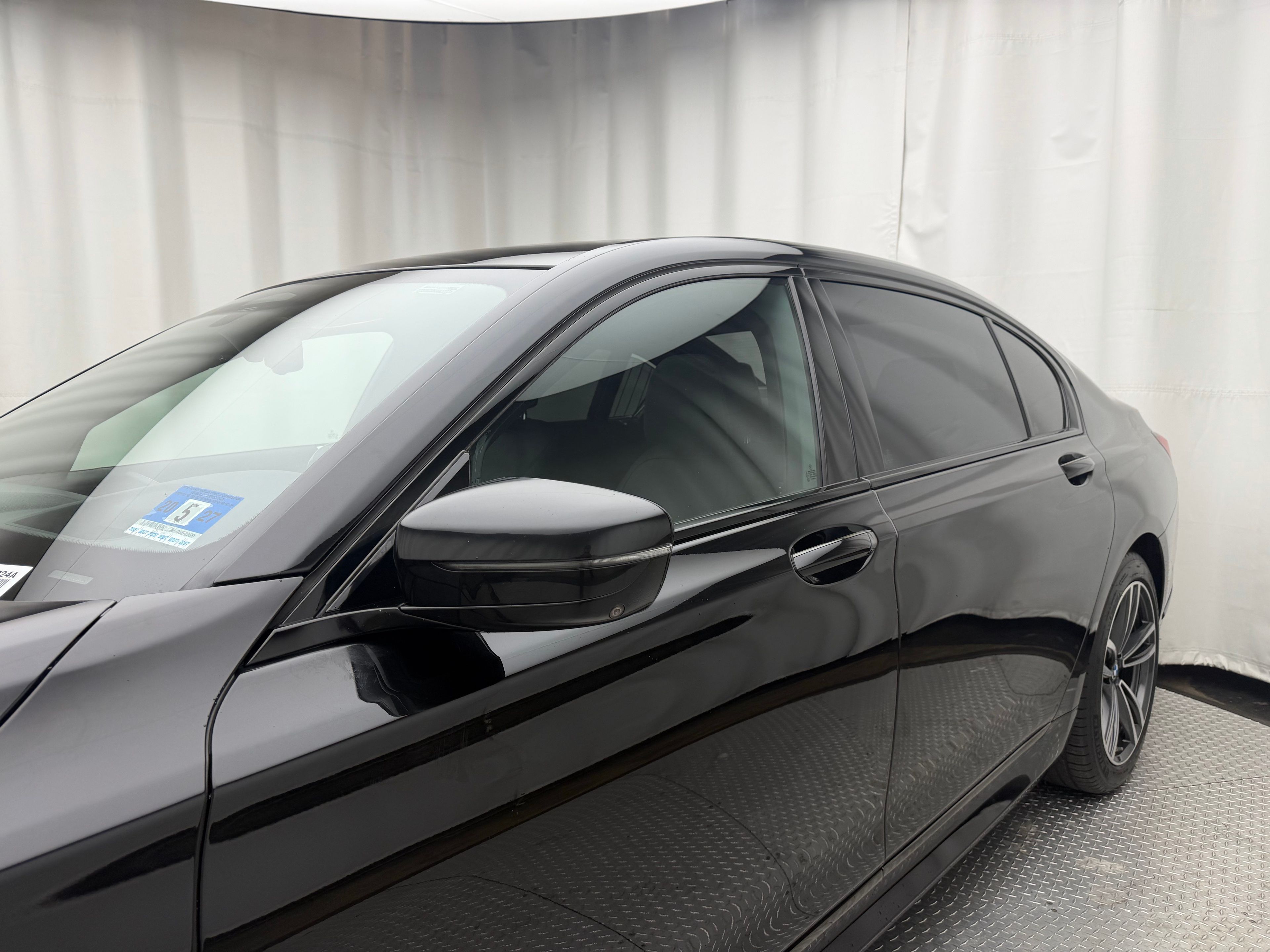 Thumbnail: 2020 BMW 7 Series - 8