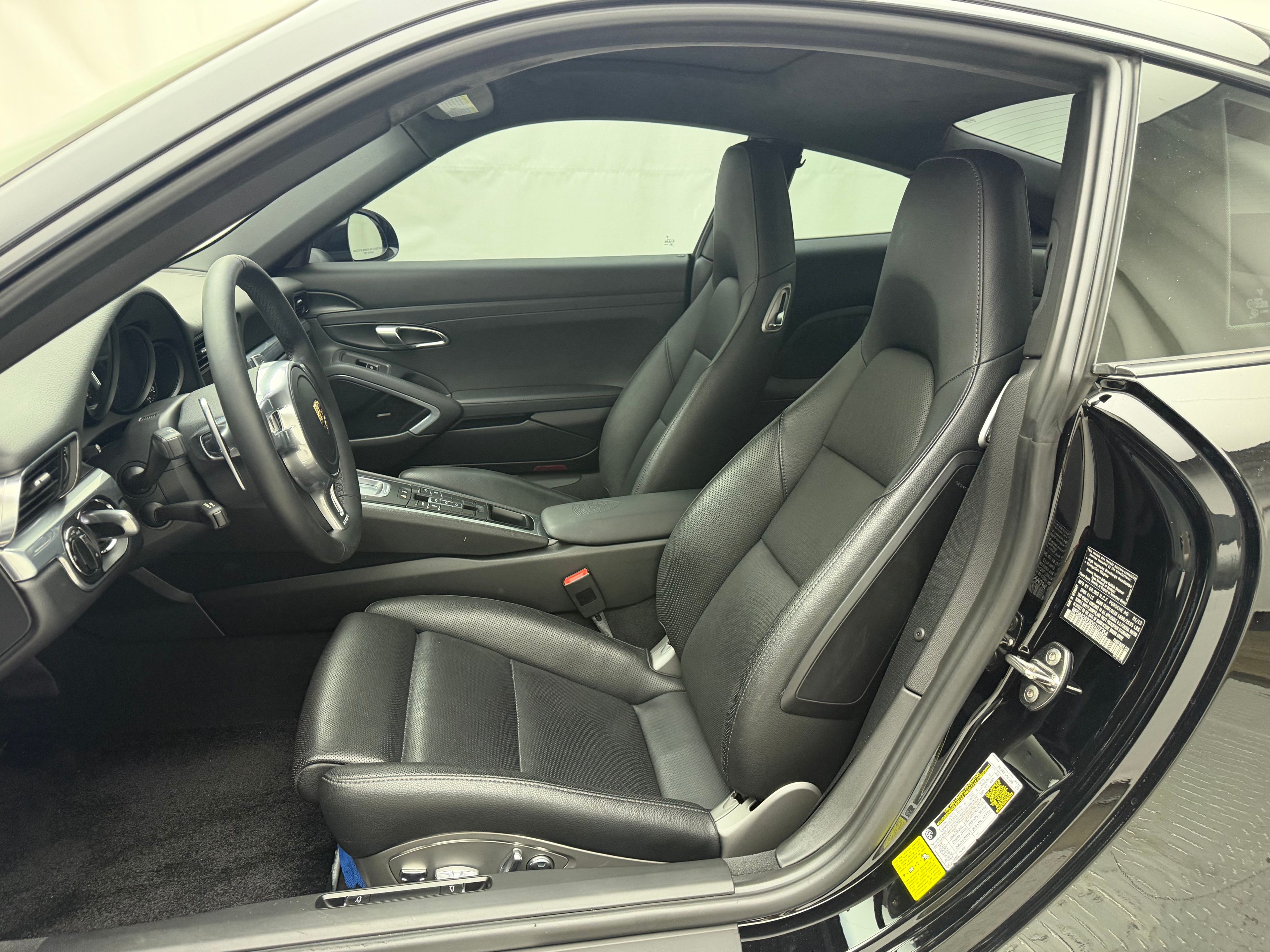 Thumbnail: 2013 Porsche 911 - 5