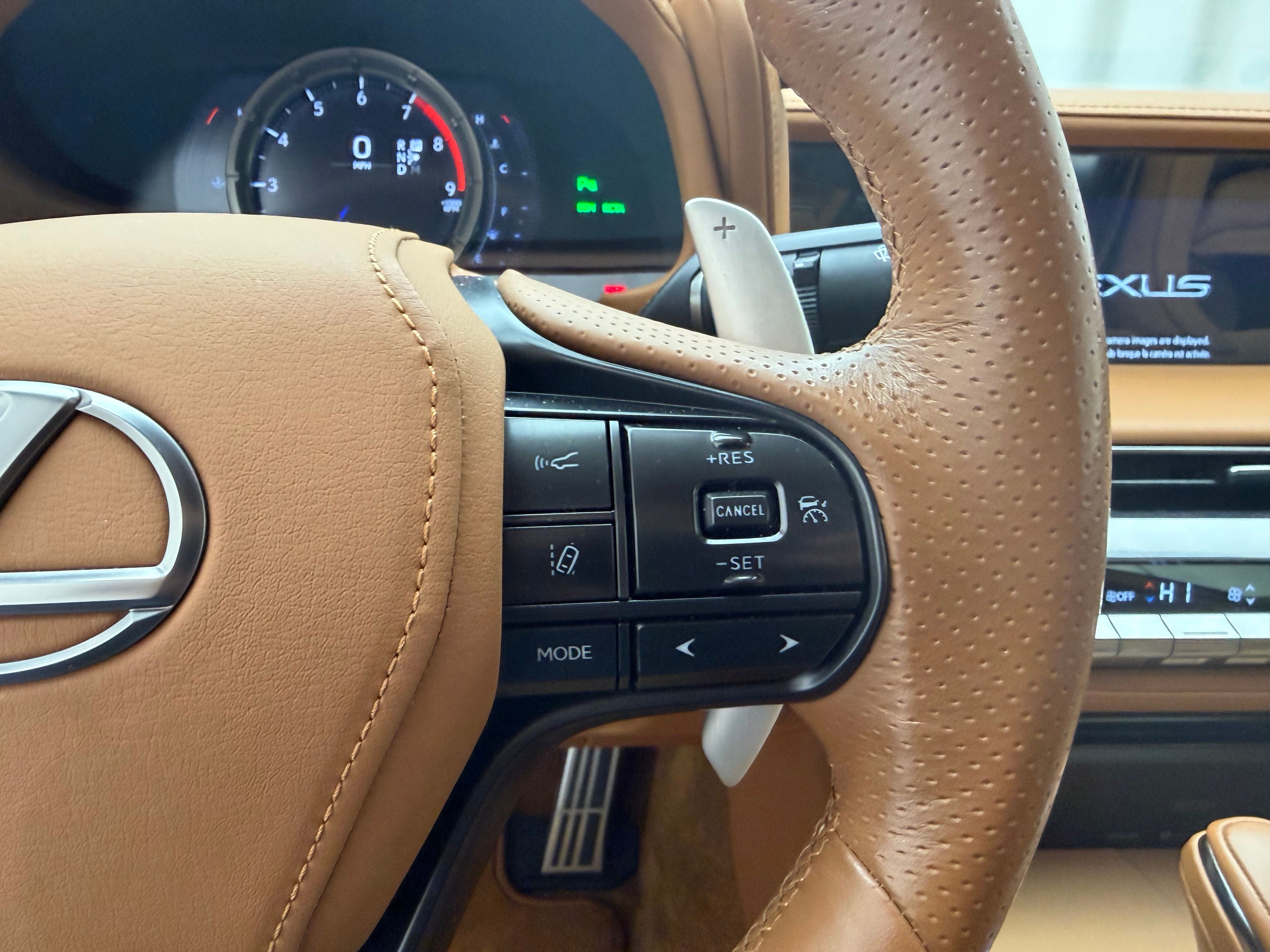 Thumbnail: 2018 Lexus LC - 26