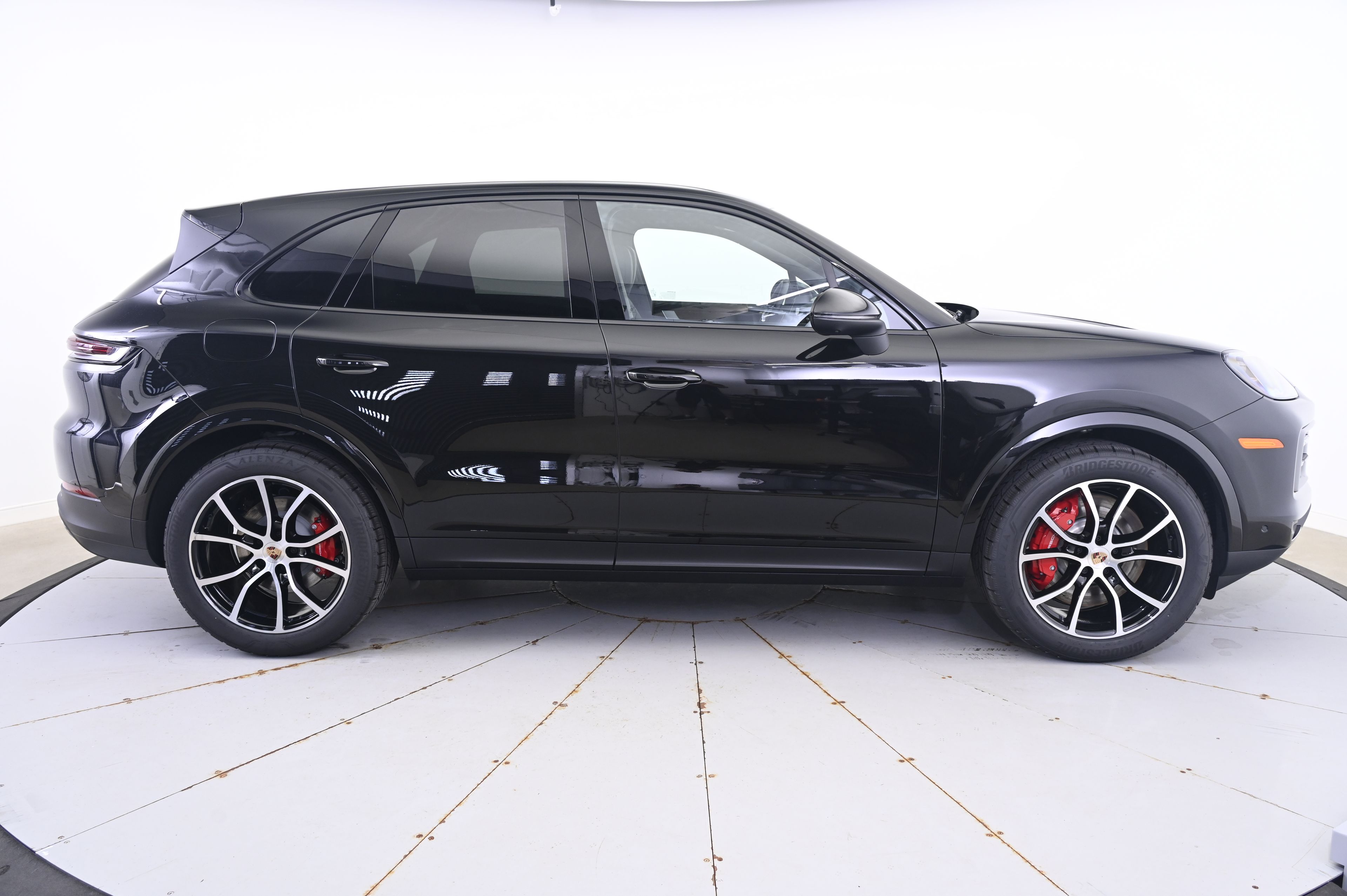 Thumbnail: 2025 Porsche Cayenne - 8