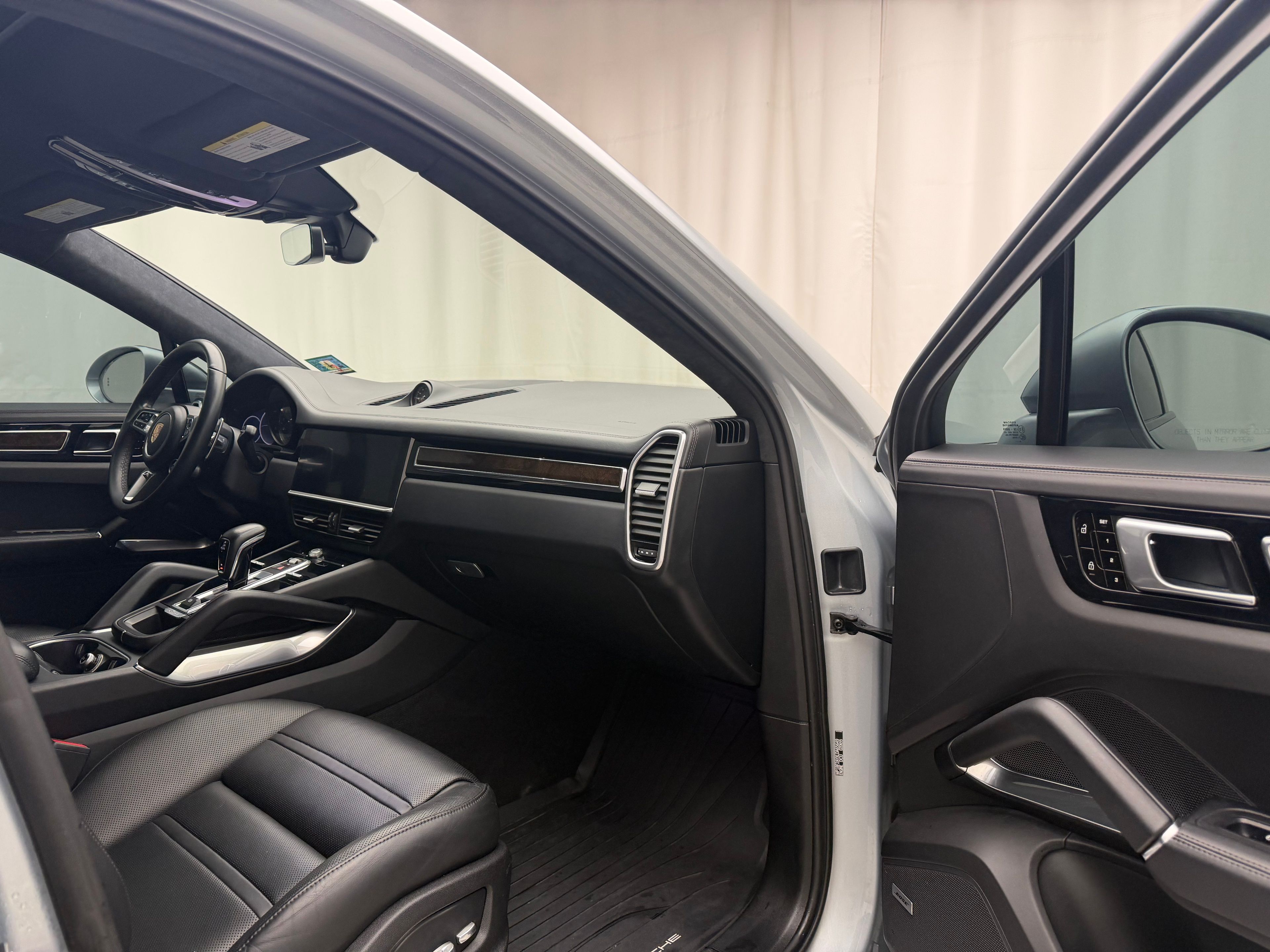 Thumbnail: 2020 Porsche  - 14