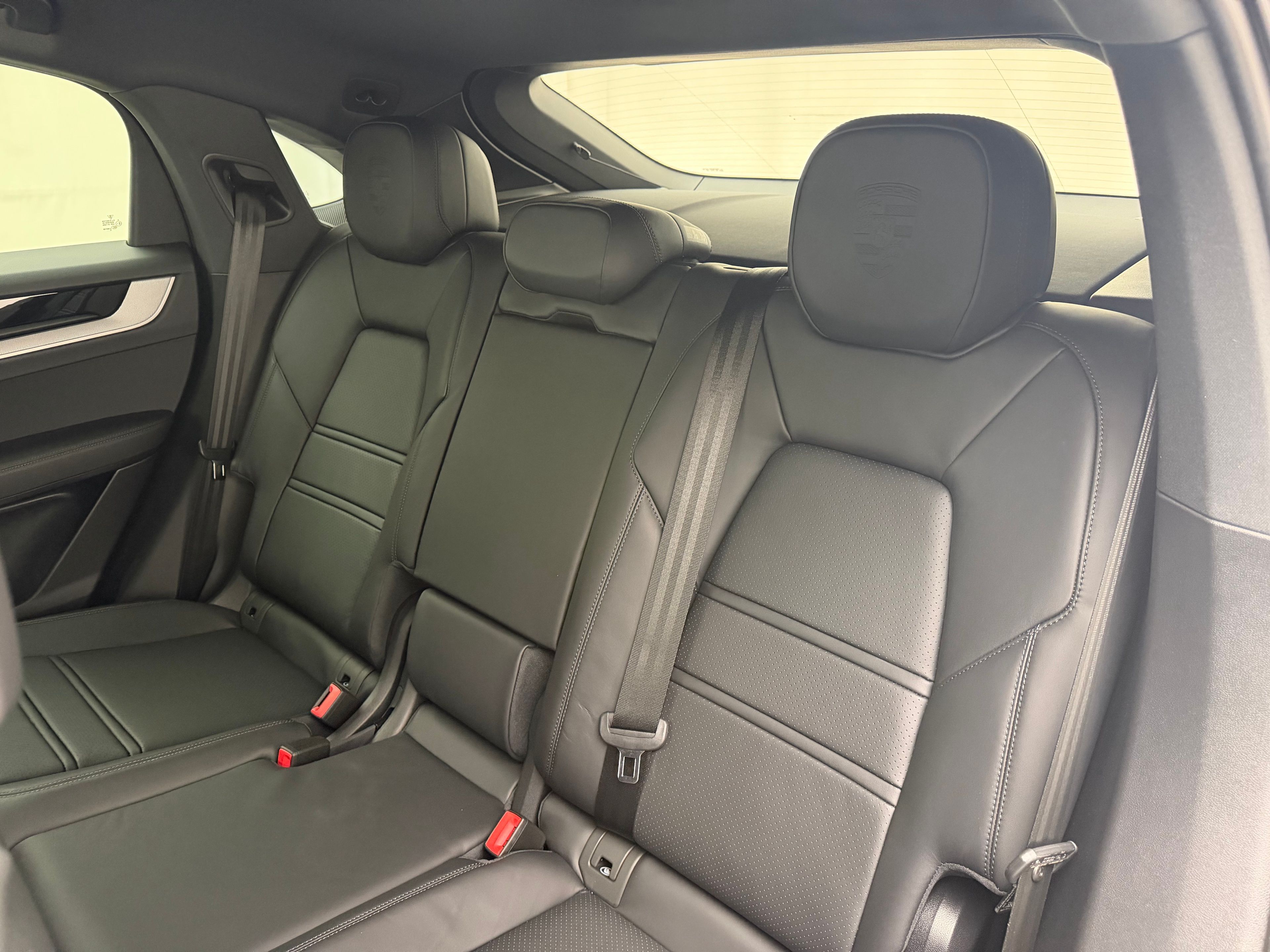 Thumbnail: 2026 Porsche  - 29