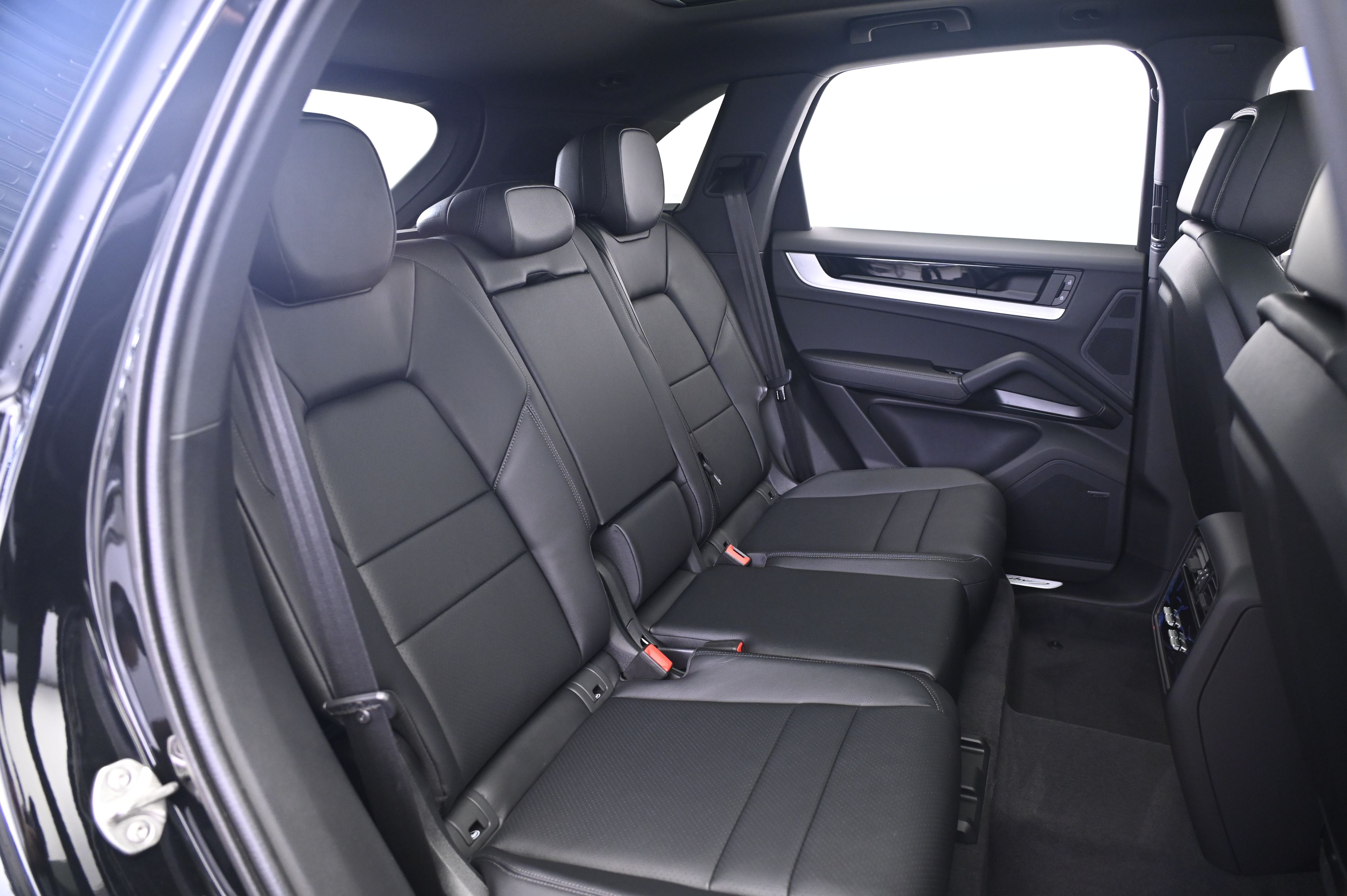 Thumbnail: 2025 Porsche Cayenne - 19