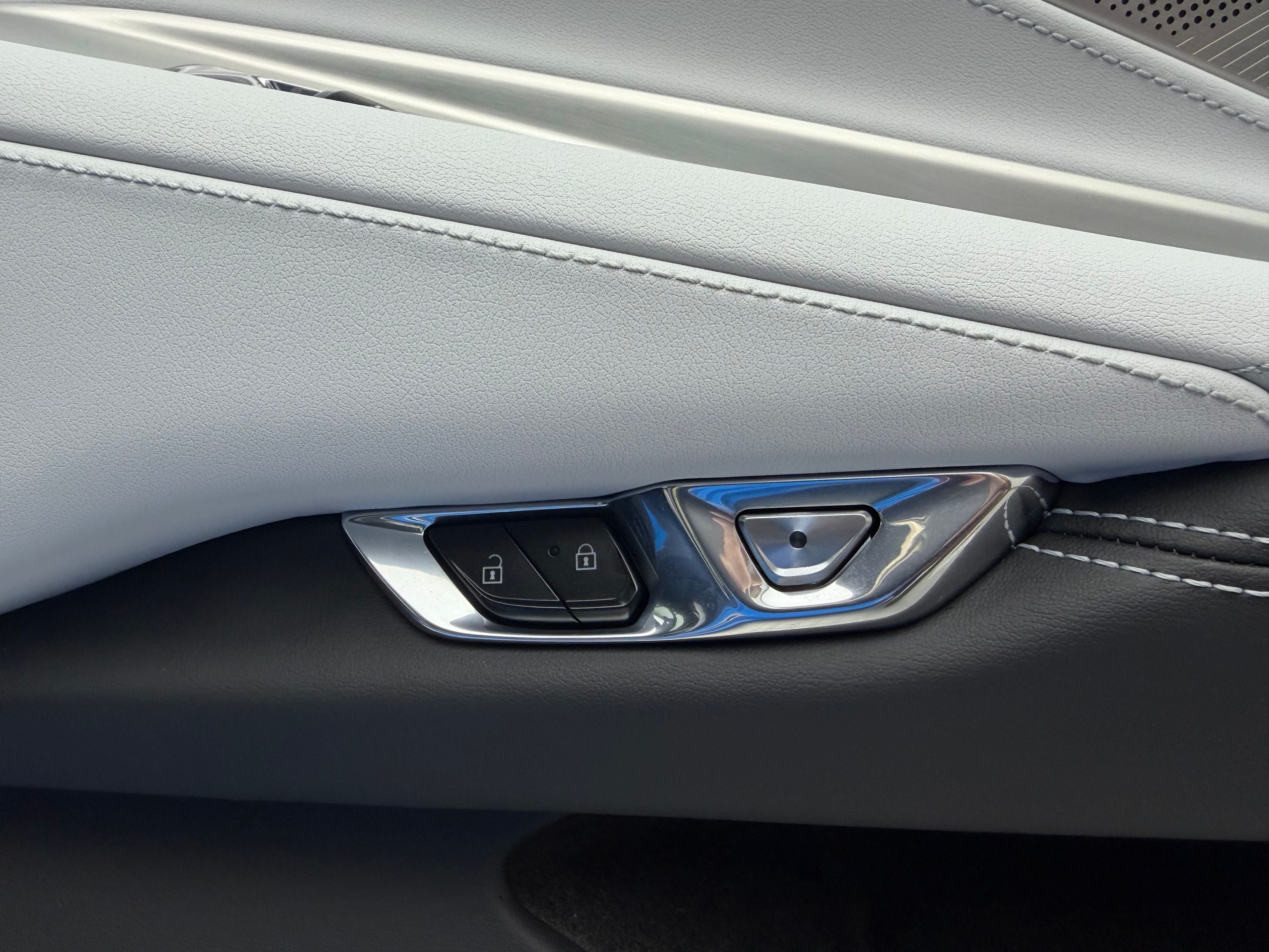 Thumbnail: 2021 Chevrolet Corvette - 21