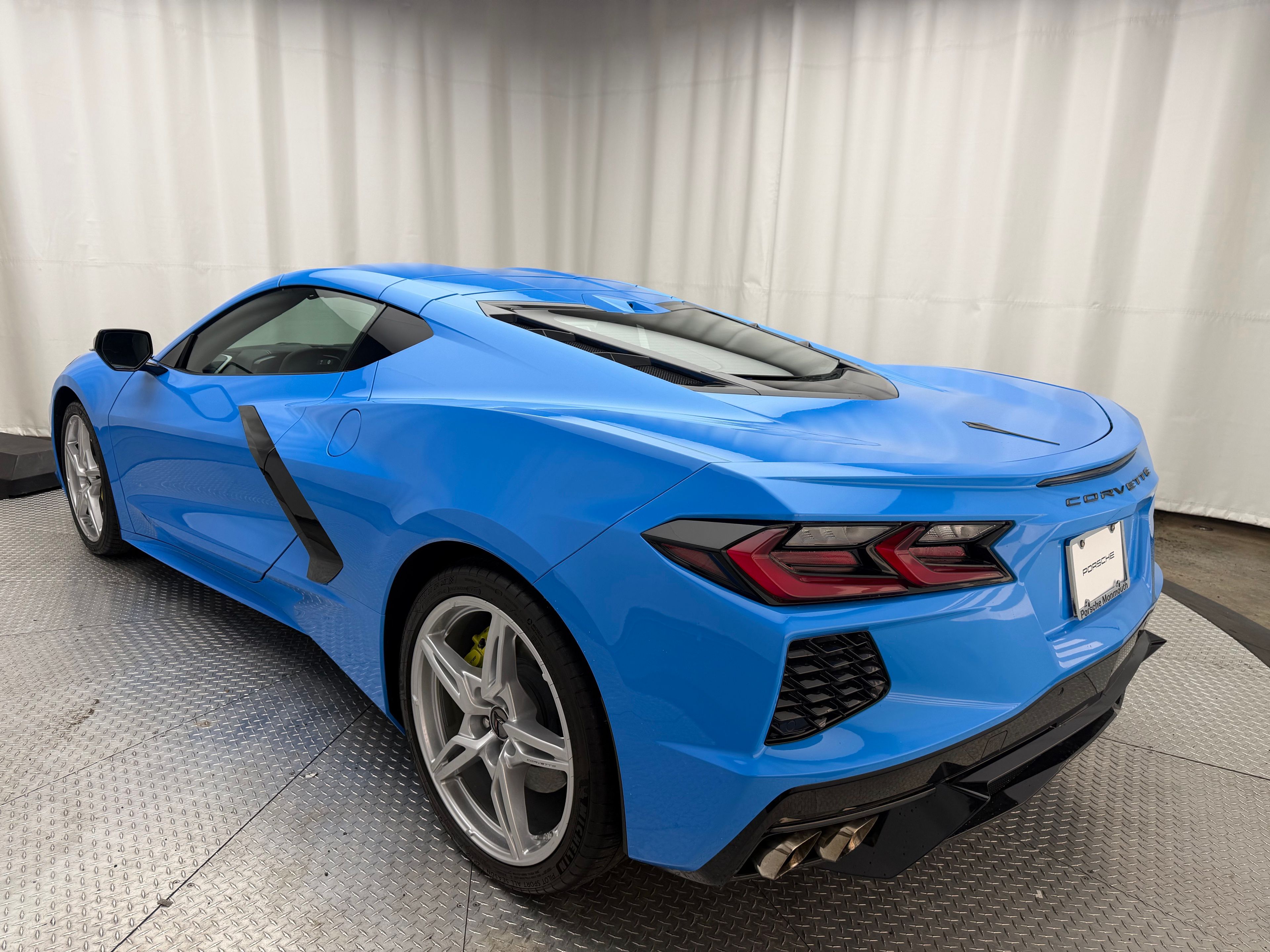 Thumbnail: 2021 Chevrolet Corvette - 3