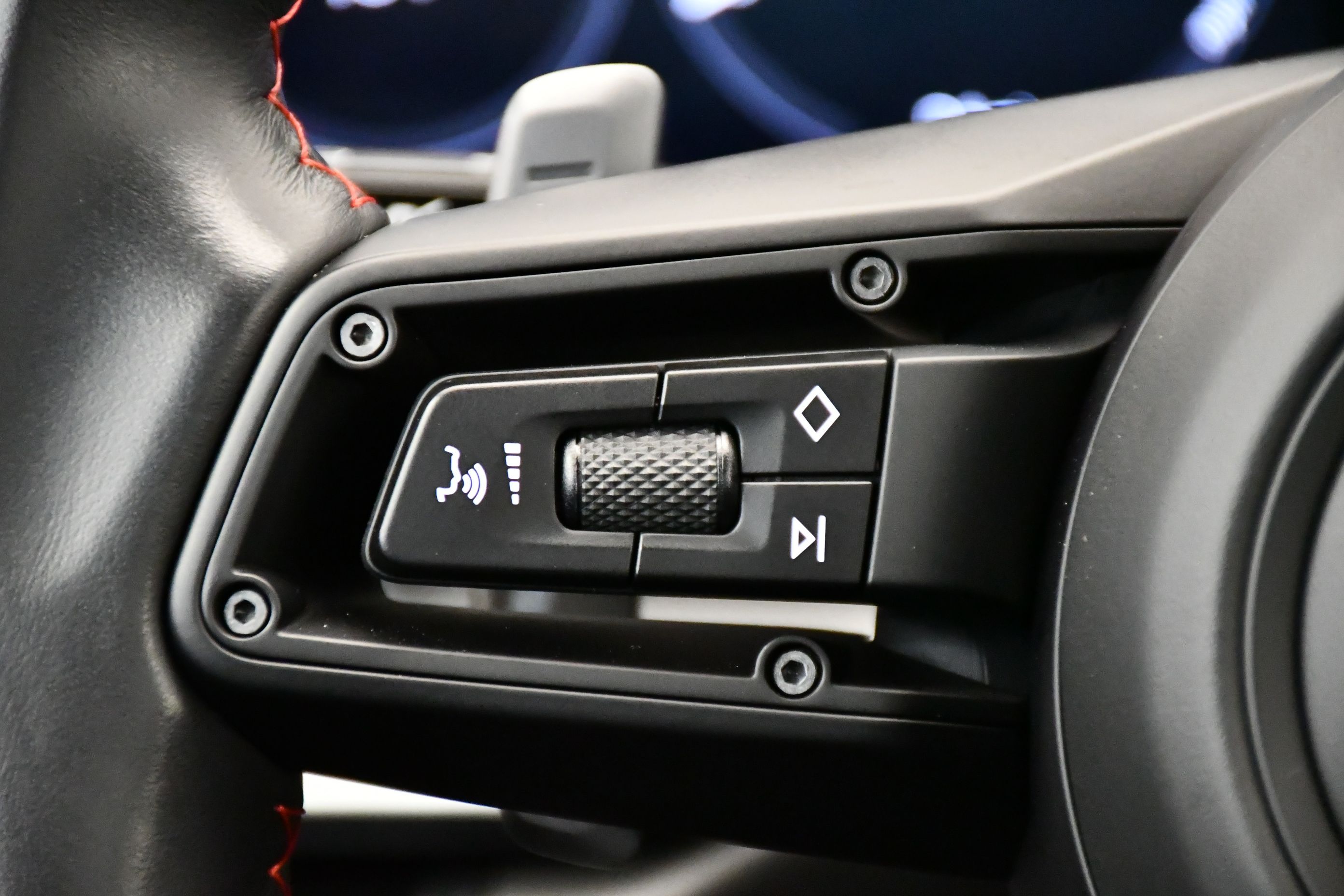 Thumbnail: 2021 Porsche 911 - 26