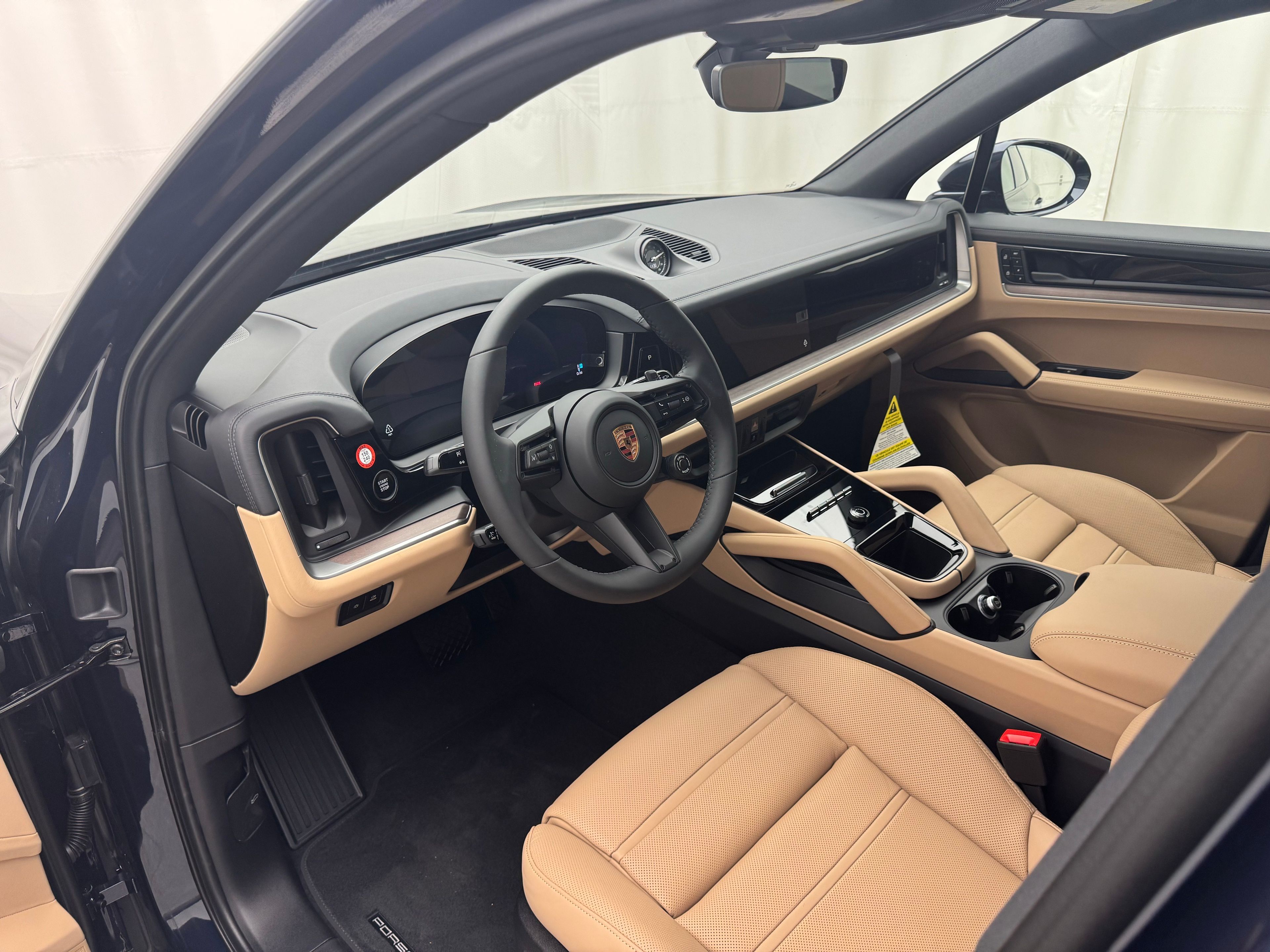 Thumbnail: 2026 Porsche Cayenne - 4