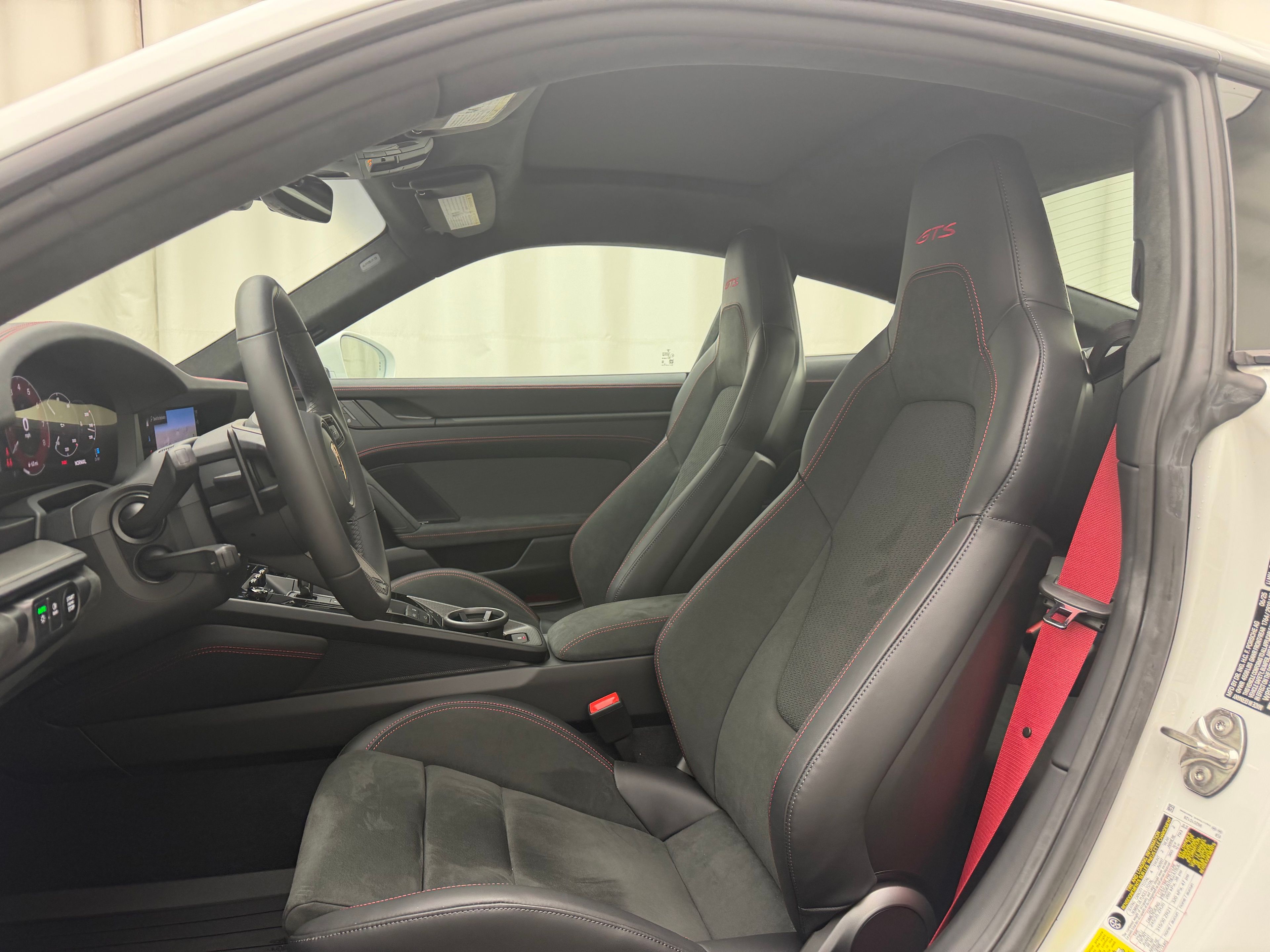 Thumbnail: 2026 Porsche 911 - 5