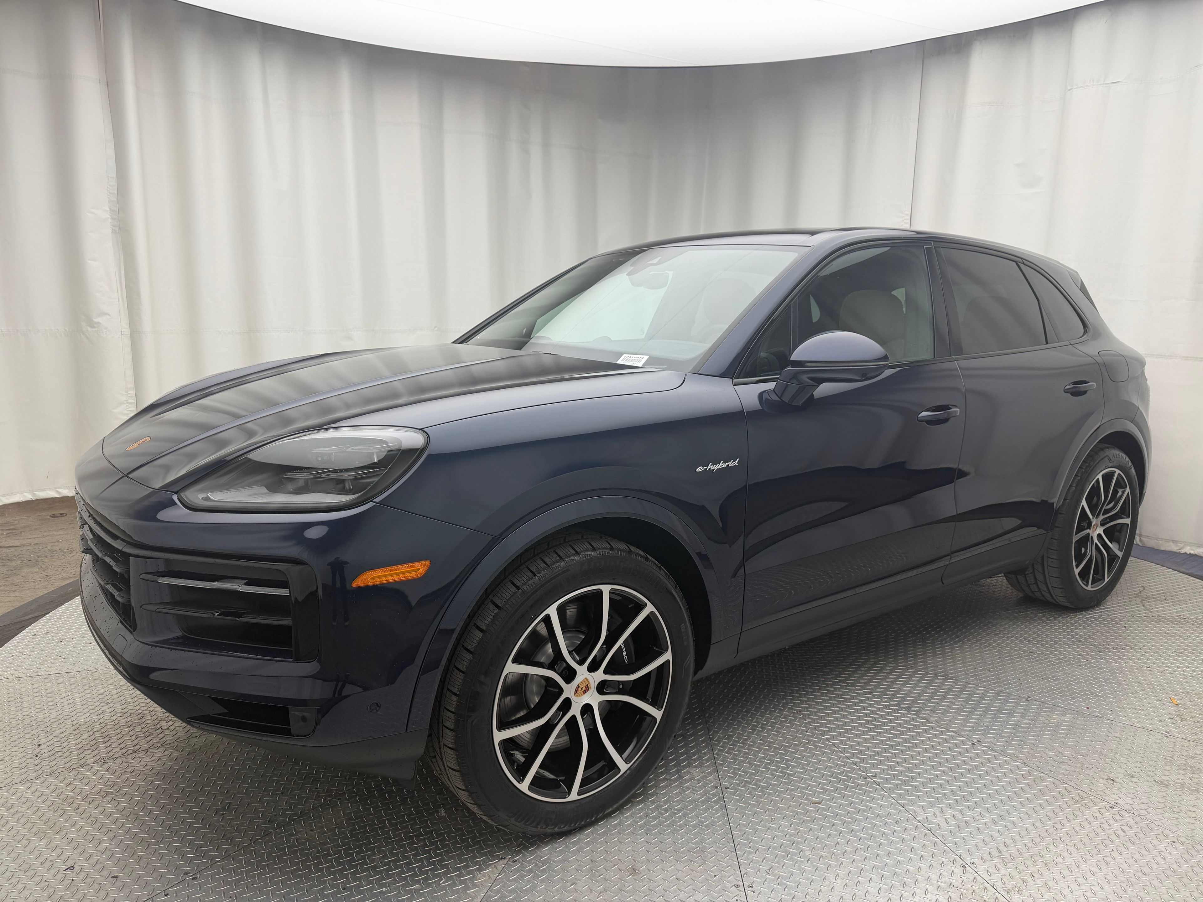 Thumbnail: 2026 Porsche Cayenne - 1