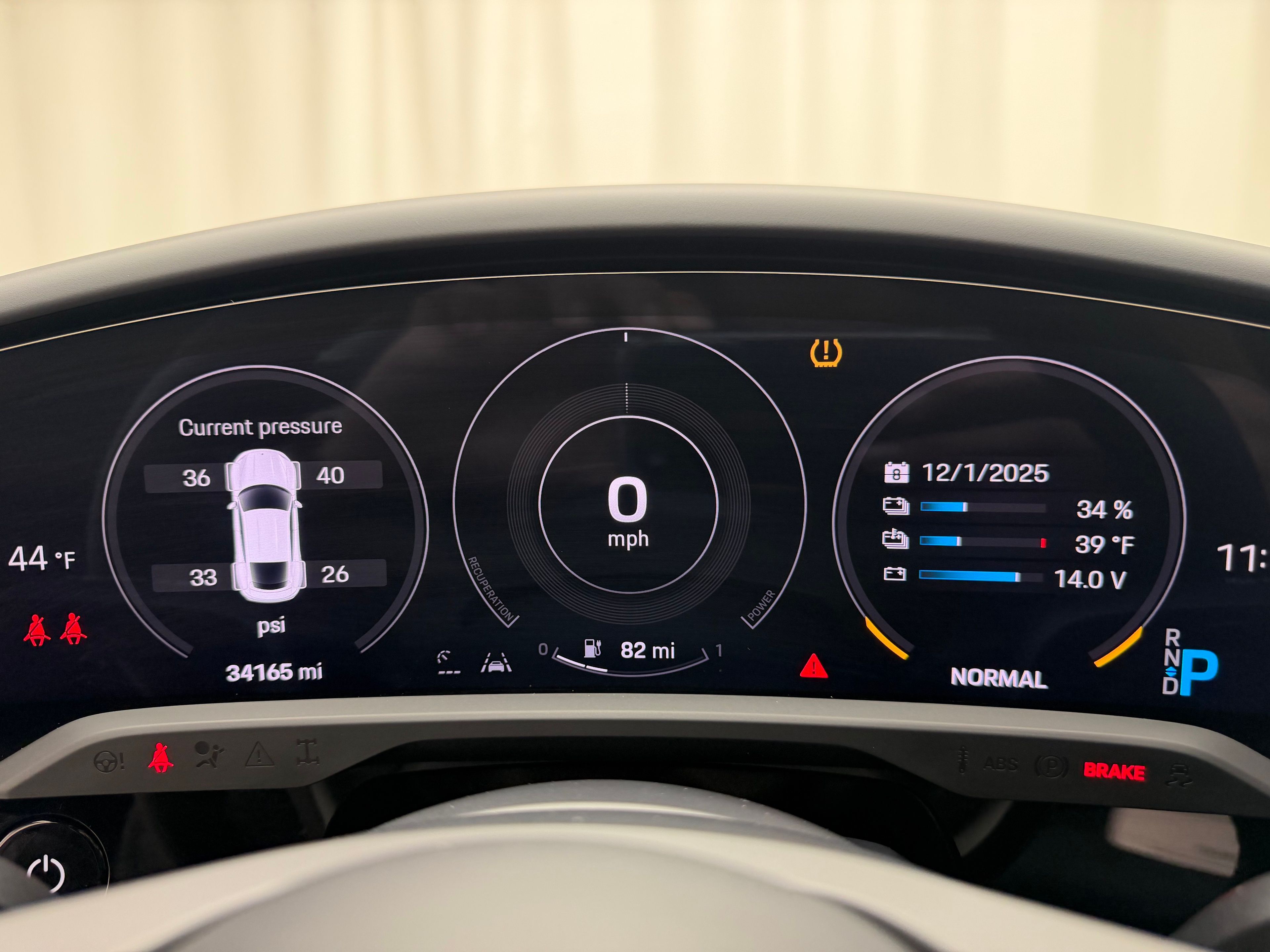 Thumbnail: 2024 Porsche Taycan - 31