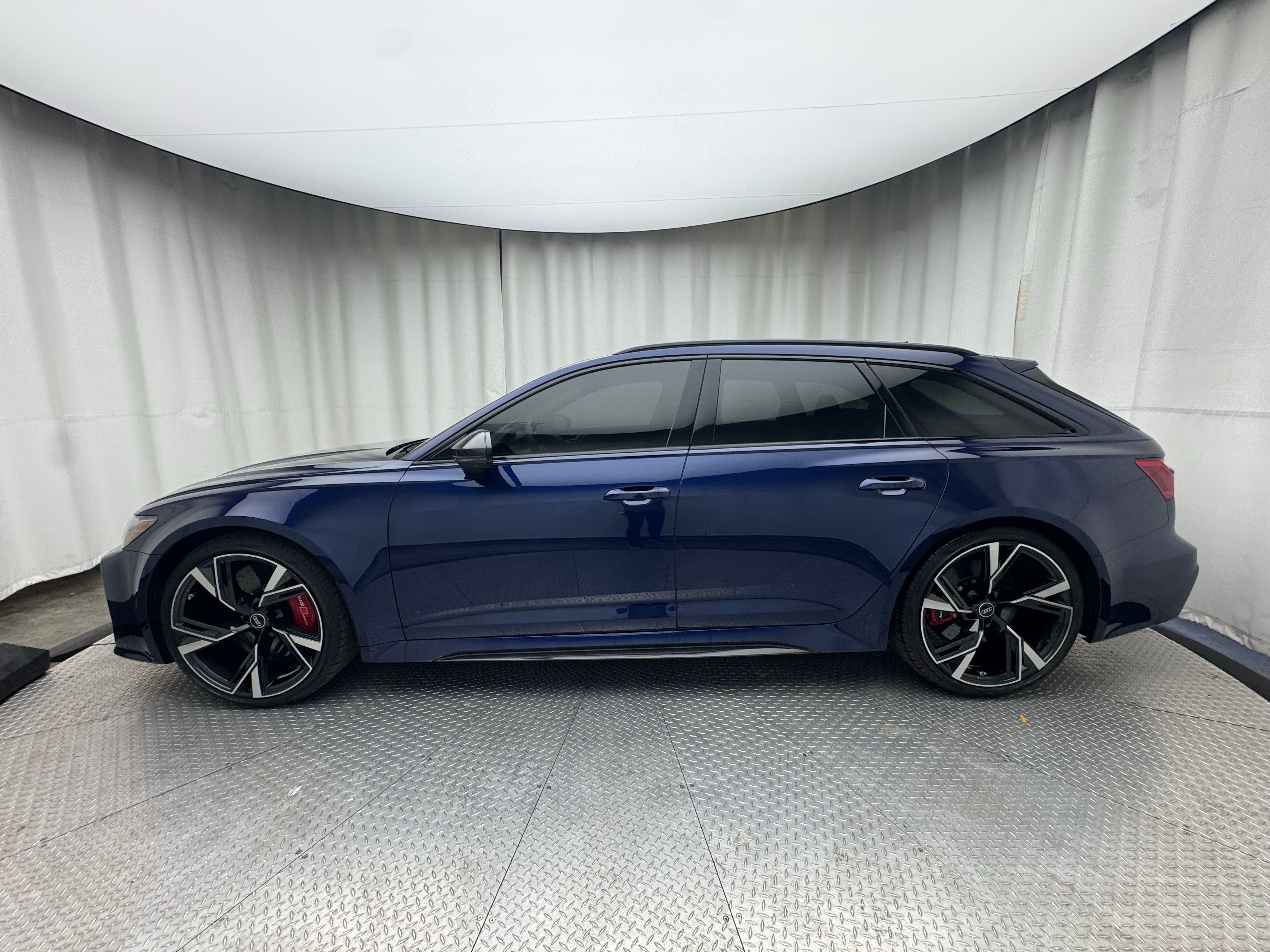 Thumbnail: 2021 Audi RS 6 - 2