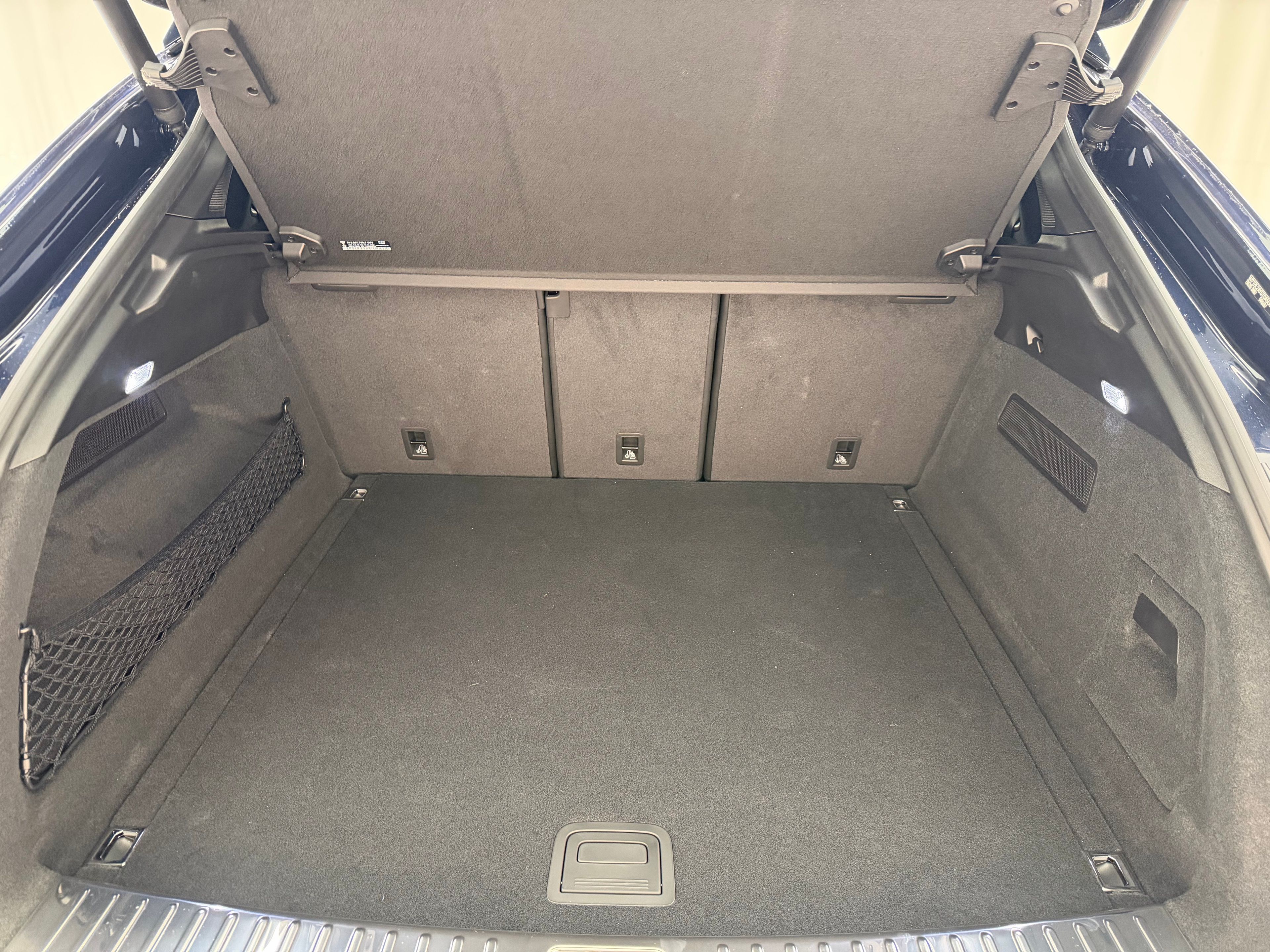 Thumbnail: 2026 Porsche  - 26