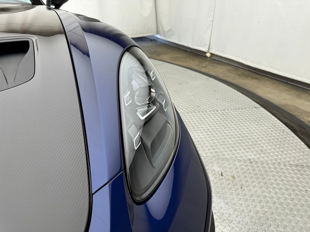 Thumbnail: 2025 Porsche  - 24