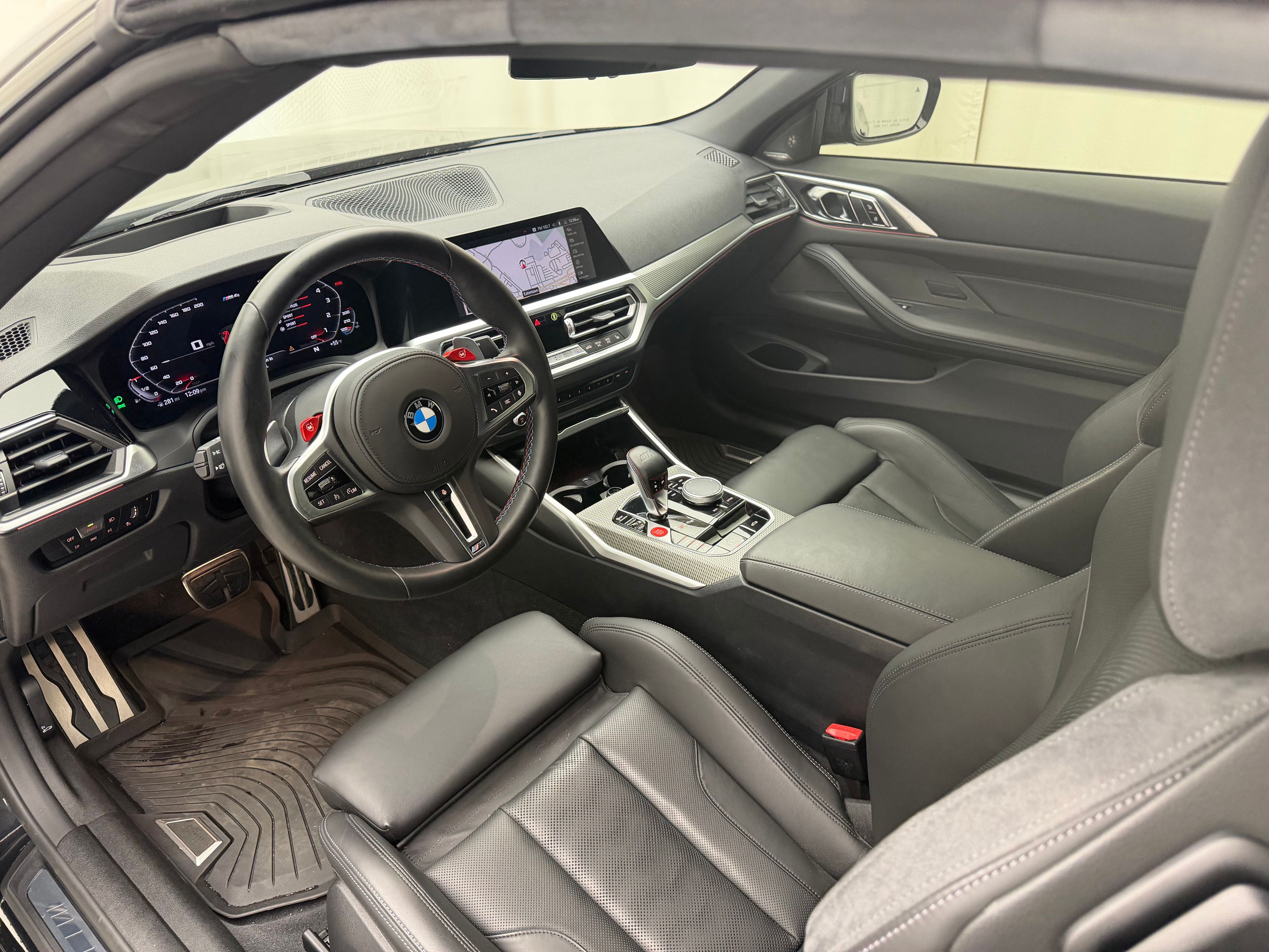 Thumbnail: 2023 BMW M4 - 4