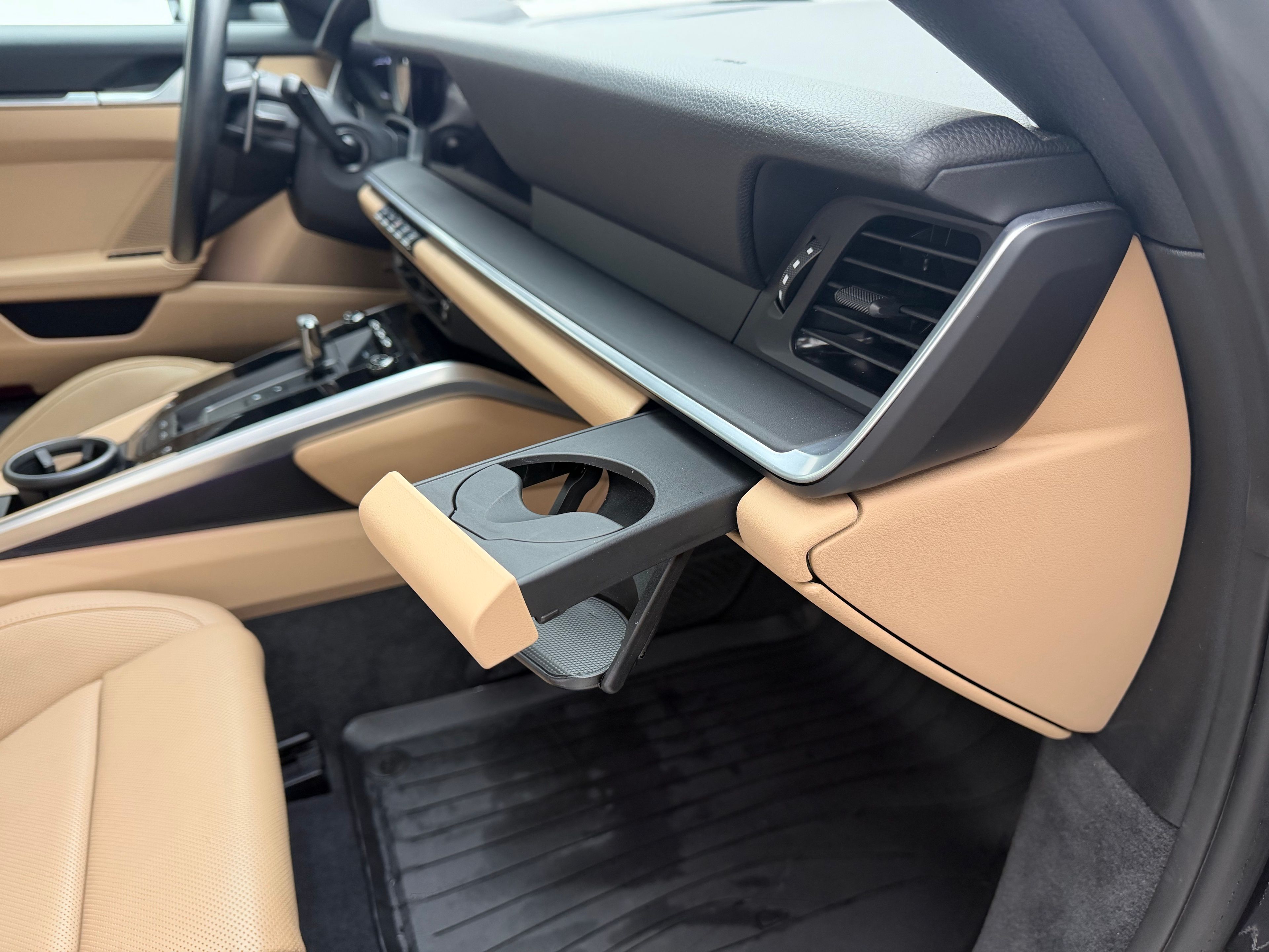 Thumbnail: 2024 Porsche 911 - 23