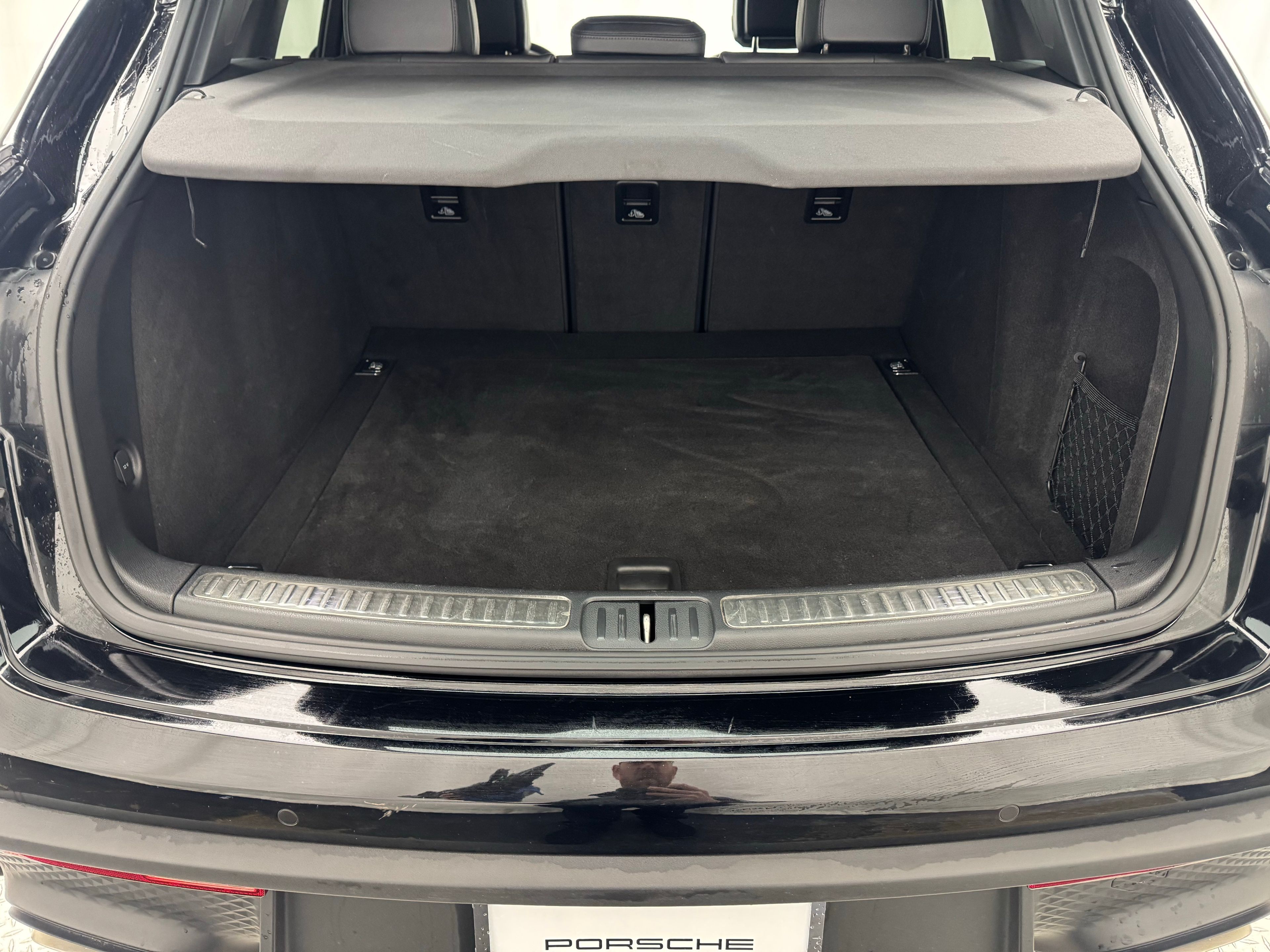 Thumbnail: 2023 Porsche Macan - 11