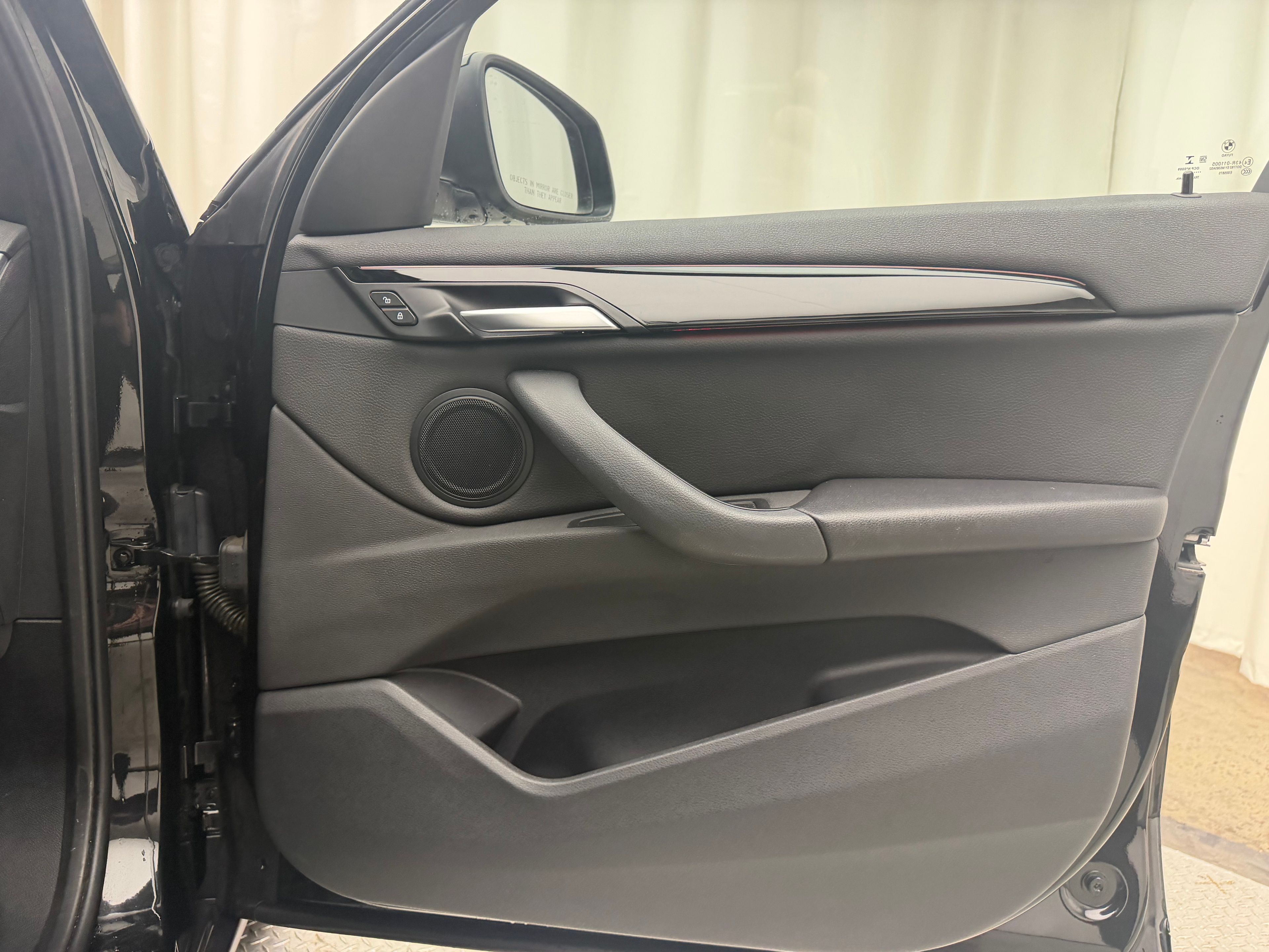 Thumbnail: 2021 BMW X1 - 13