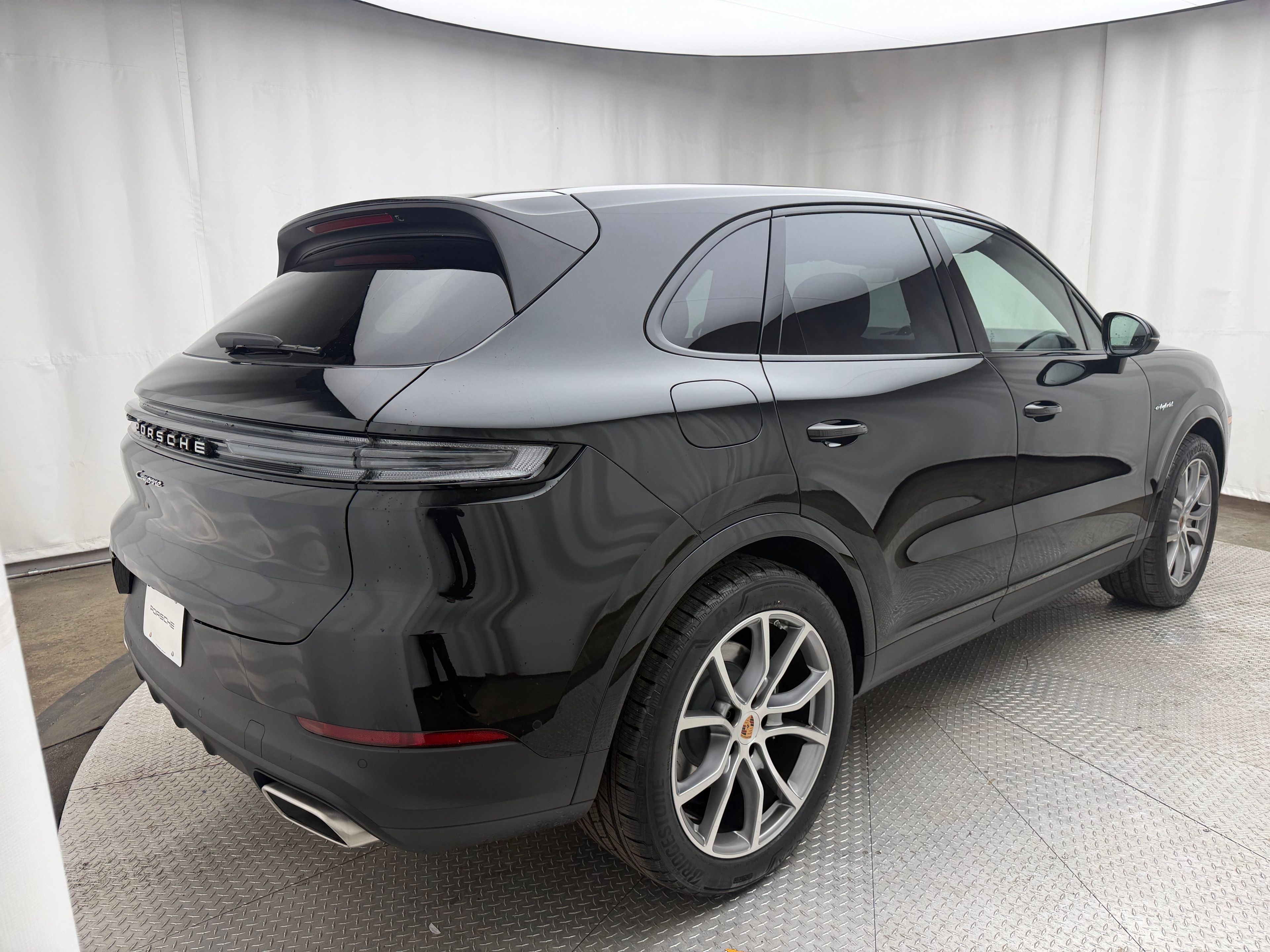 Thumbnail: 2026 Porsche Cayenne - 14