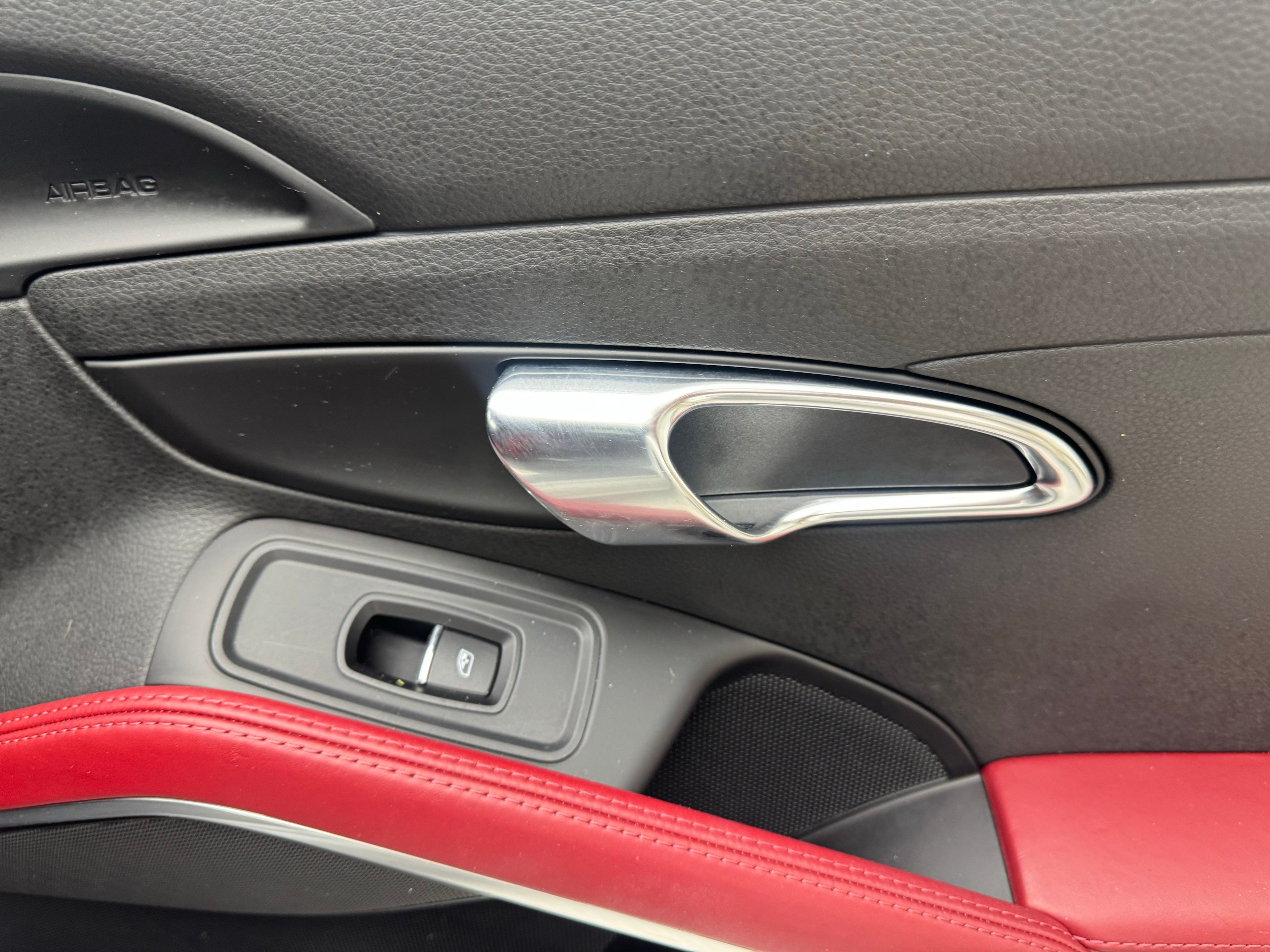 Thumbnail: 2017 Porsche 718 Boxster - 18