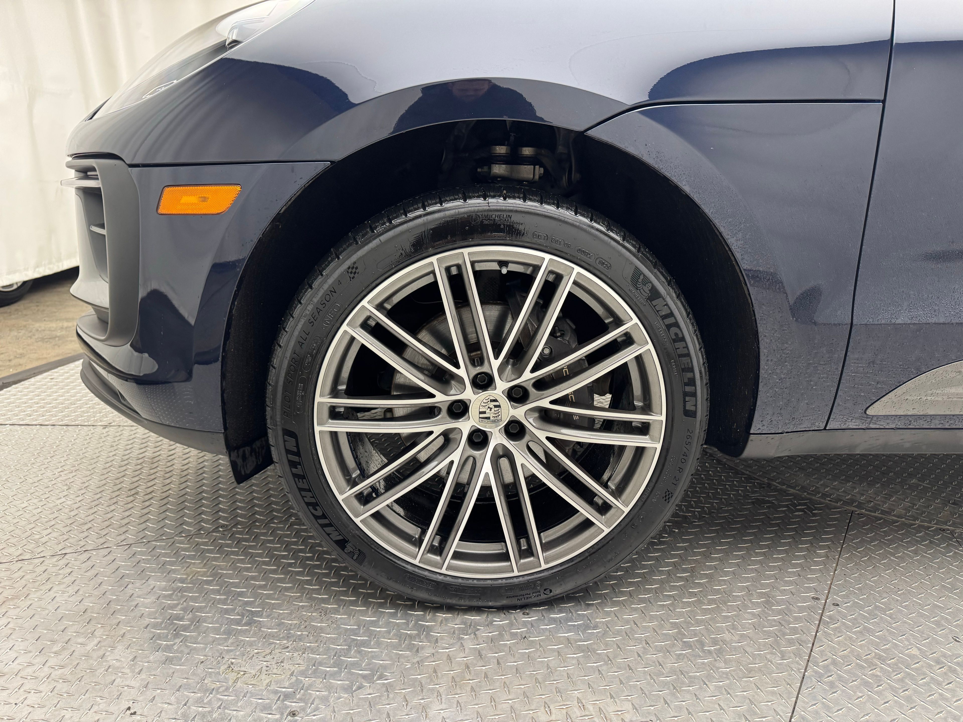 Thumbnail: 2023 Porsche Macan - 7