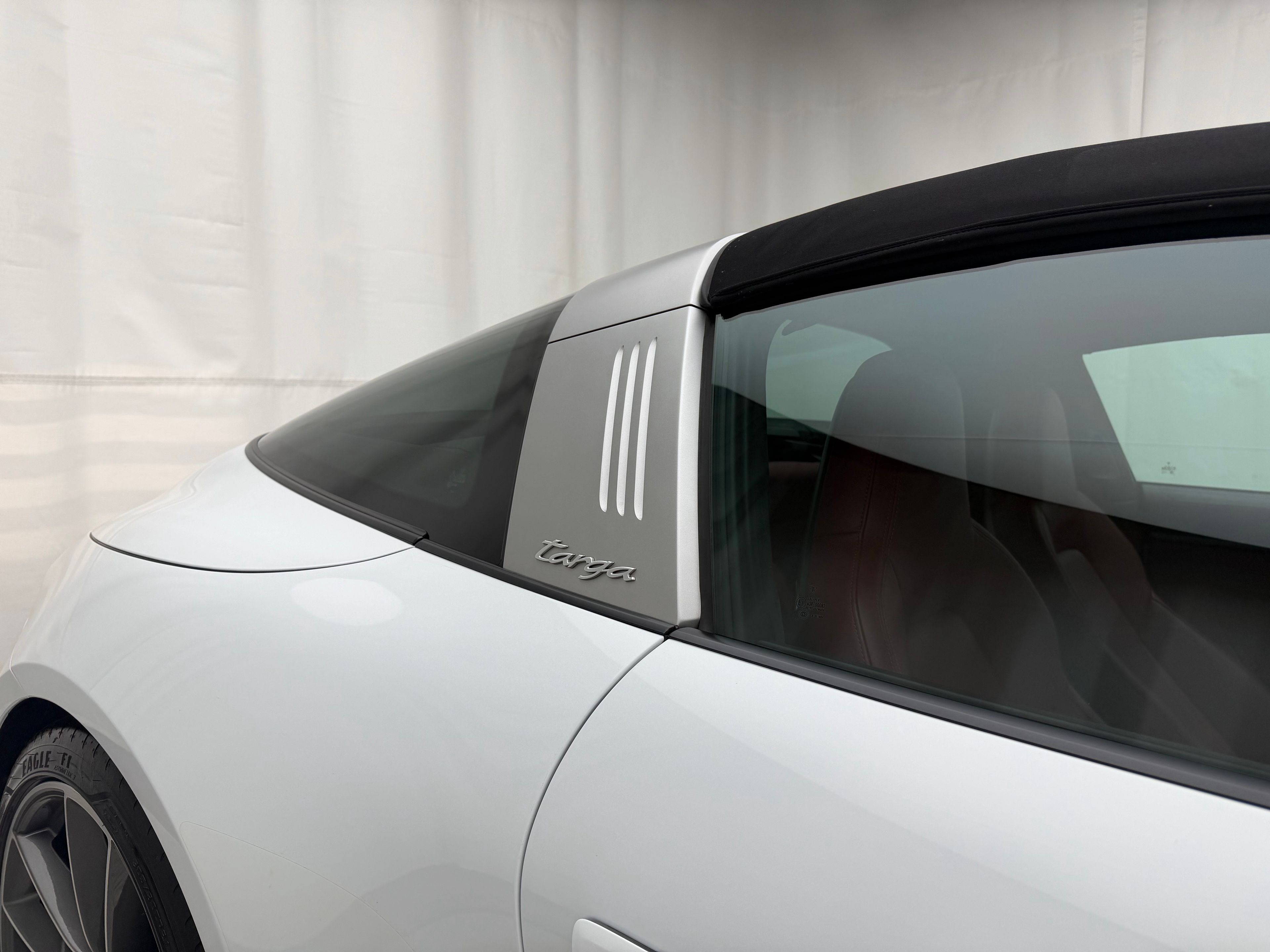 Thumbnail: 2023 Porsche 911 - 16