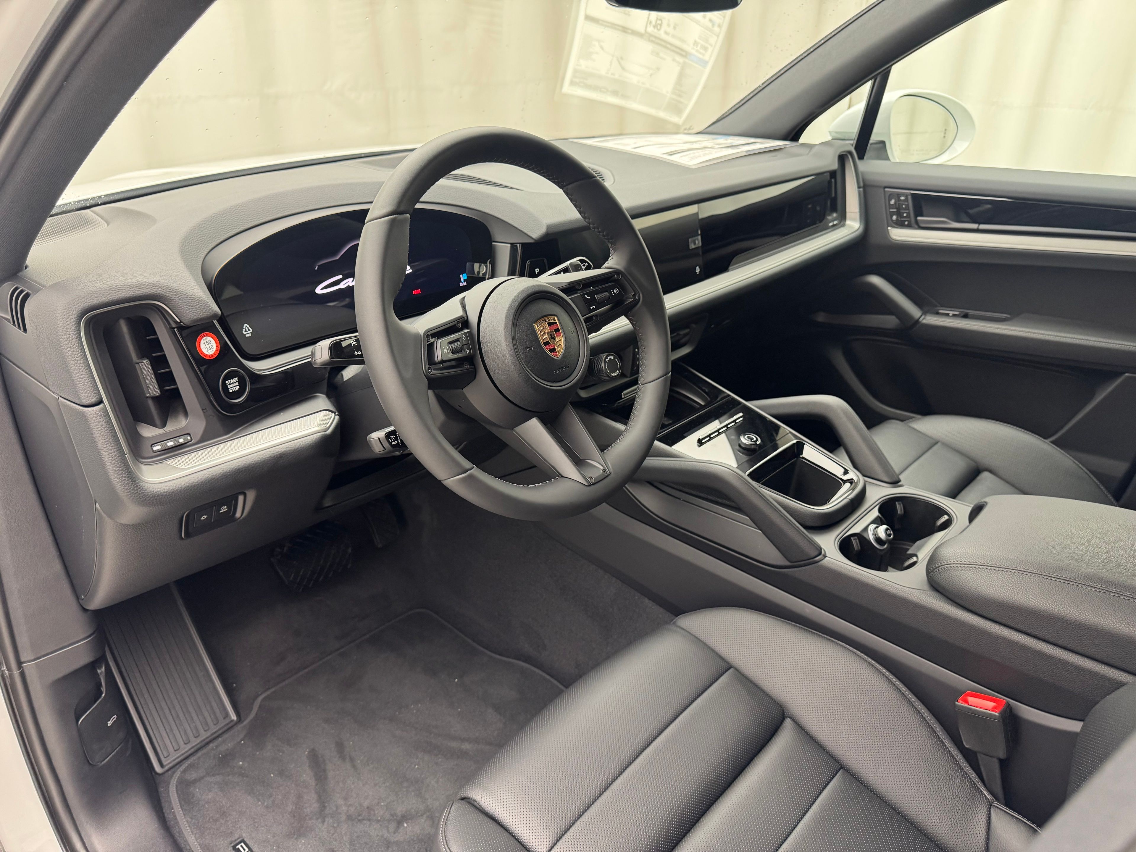 Thumbnail: 2026 Porsche Cayenne - 4