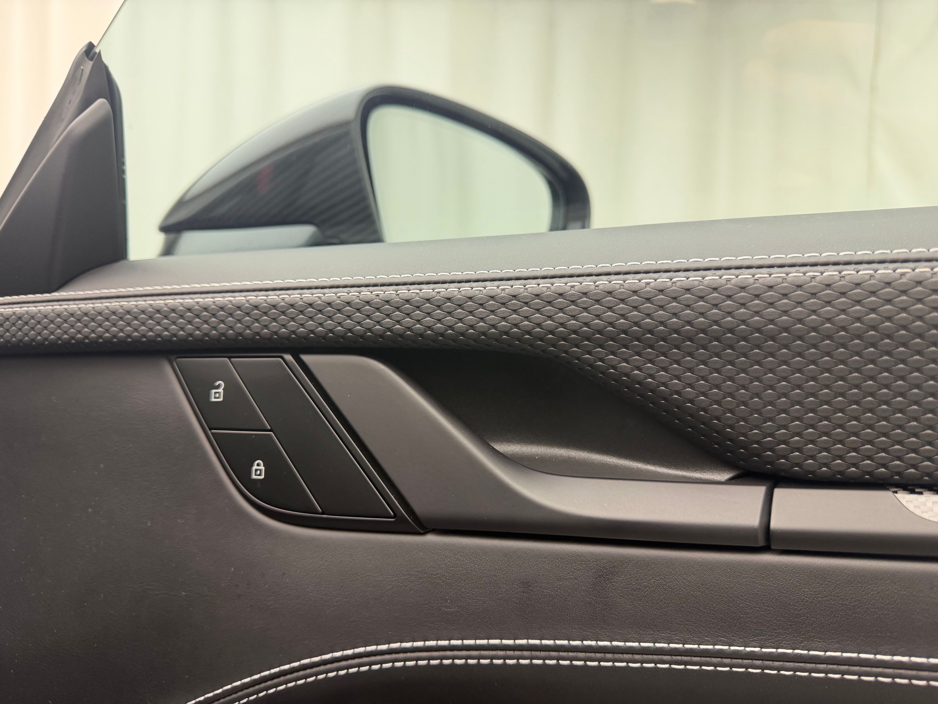 Thumbnail: 2022 Porsche 911 - 19