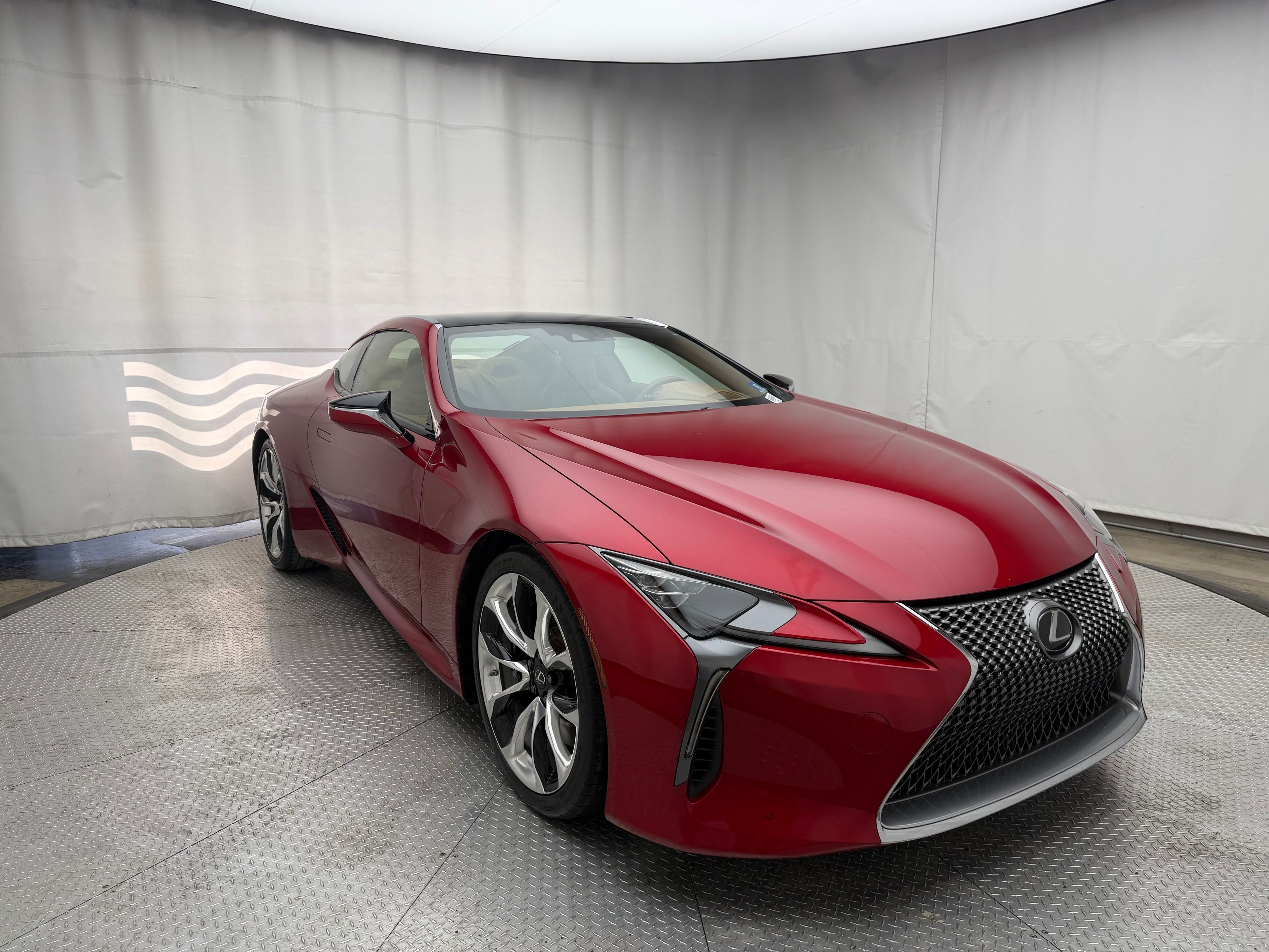 Thumbnail: 2018 Lexus LC - 15