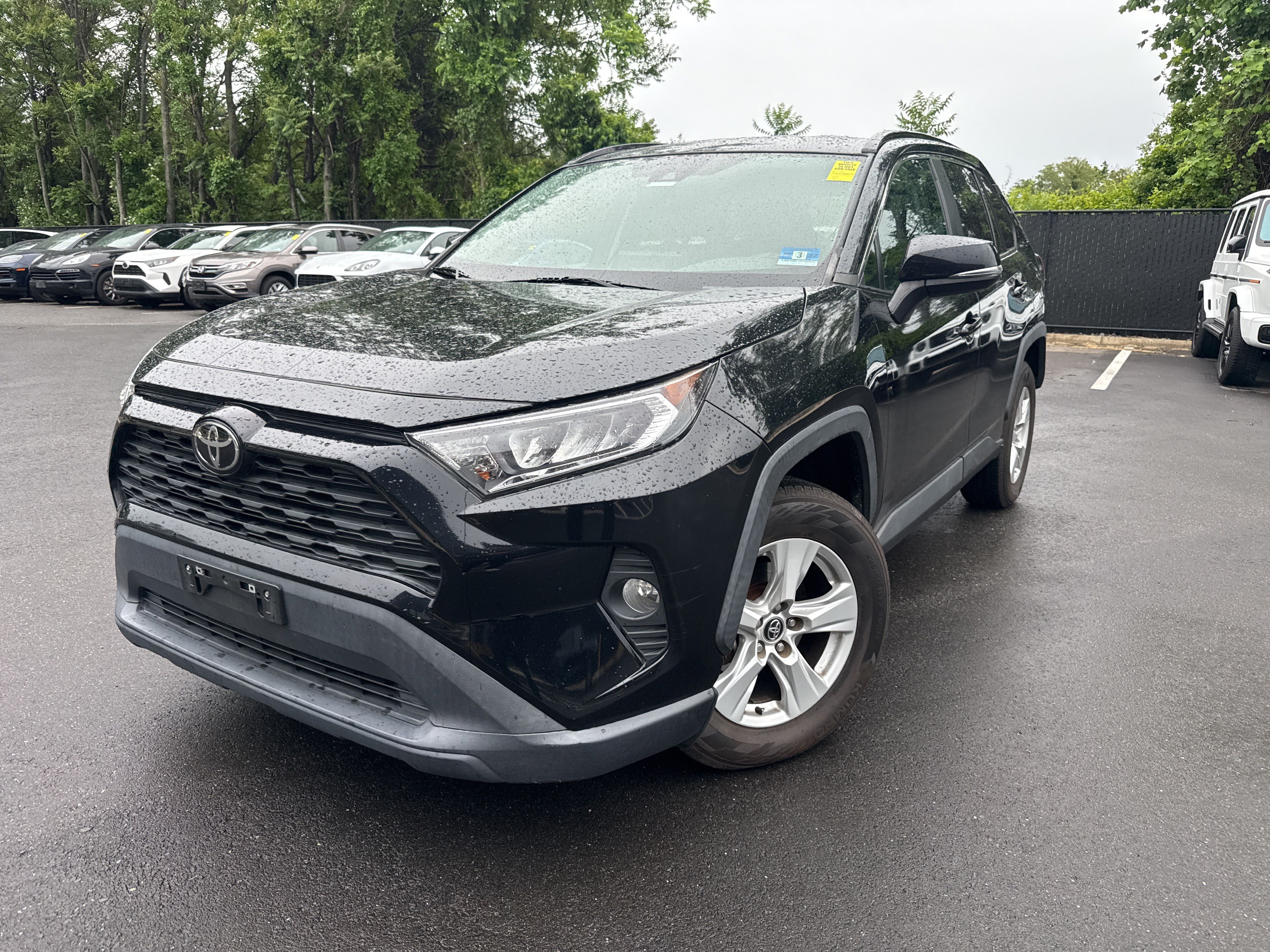 2020 Toyota RAV4 XLE FWD's photo