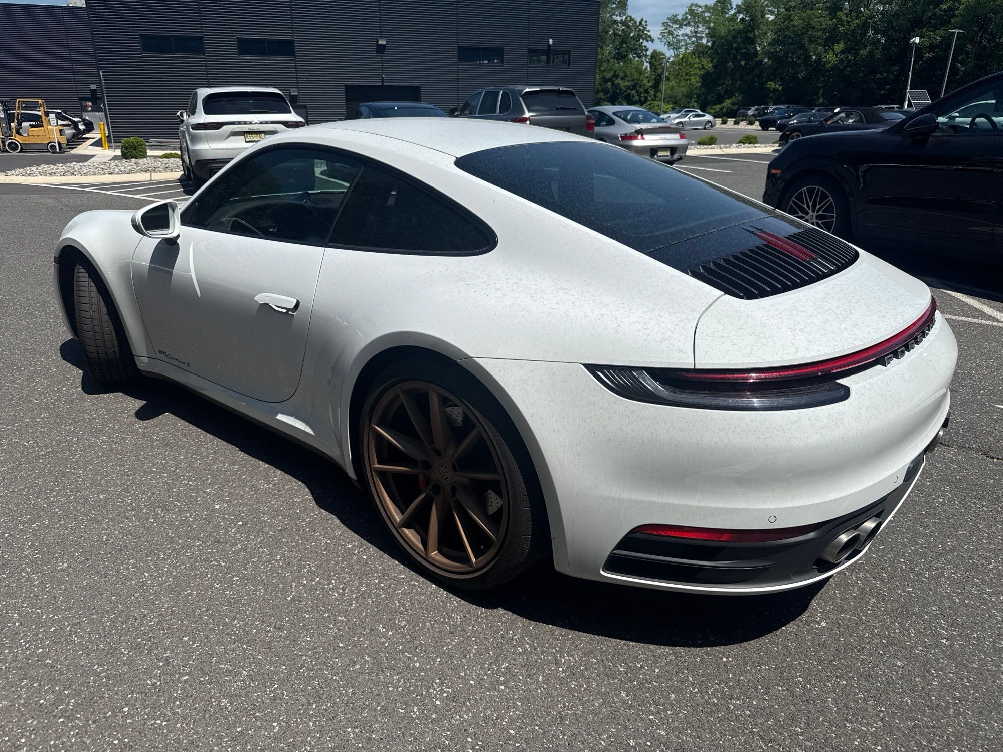Thumbnail: 2020 Porsche 911 - 4
