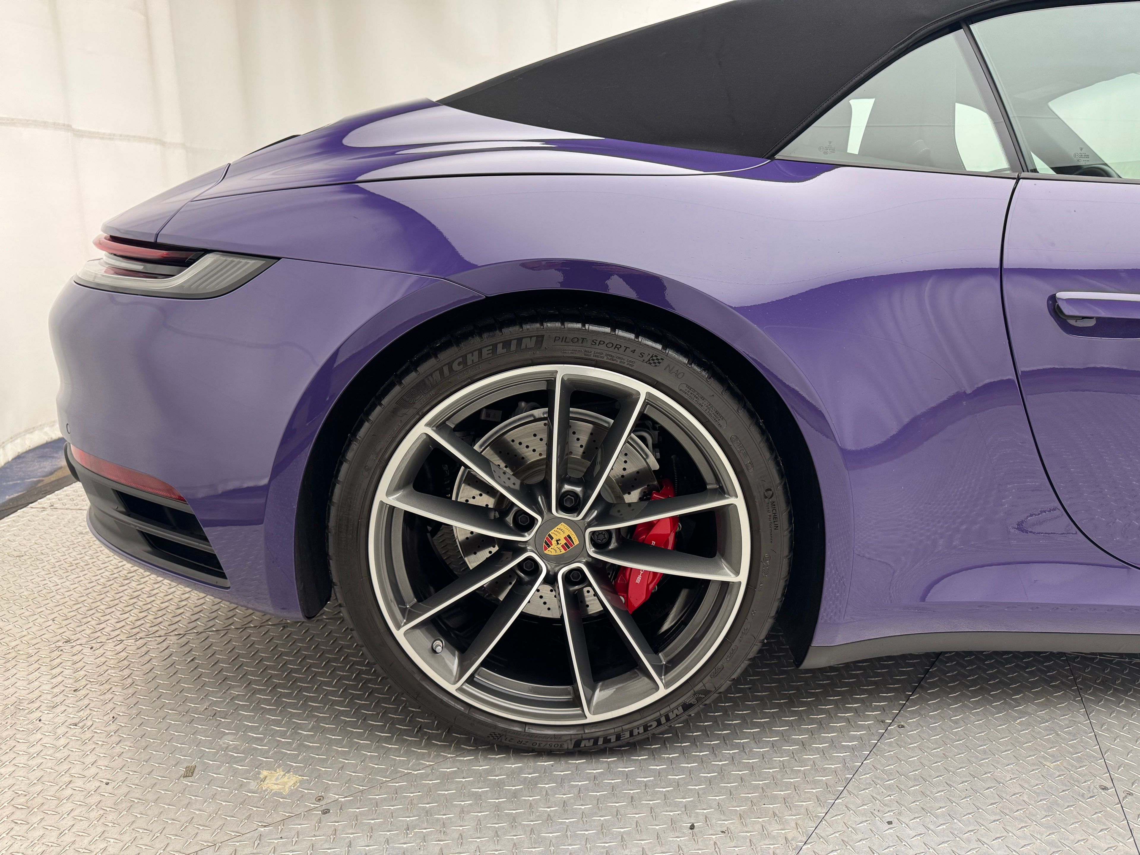 Thumbnail: 2023 Porsche 911 - 15