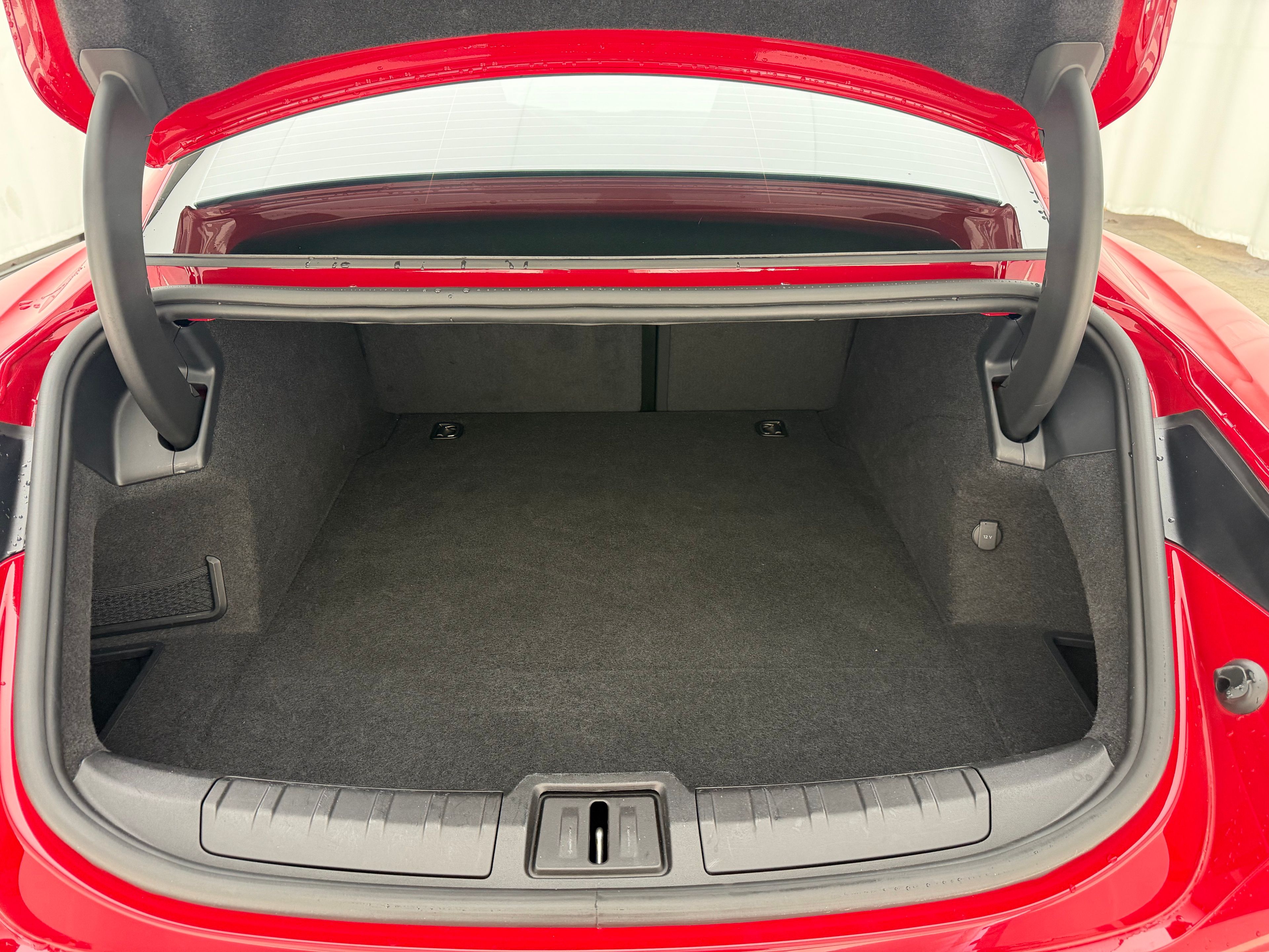 Thumbnail: 2024 Porsche Taycan - 25