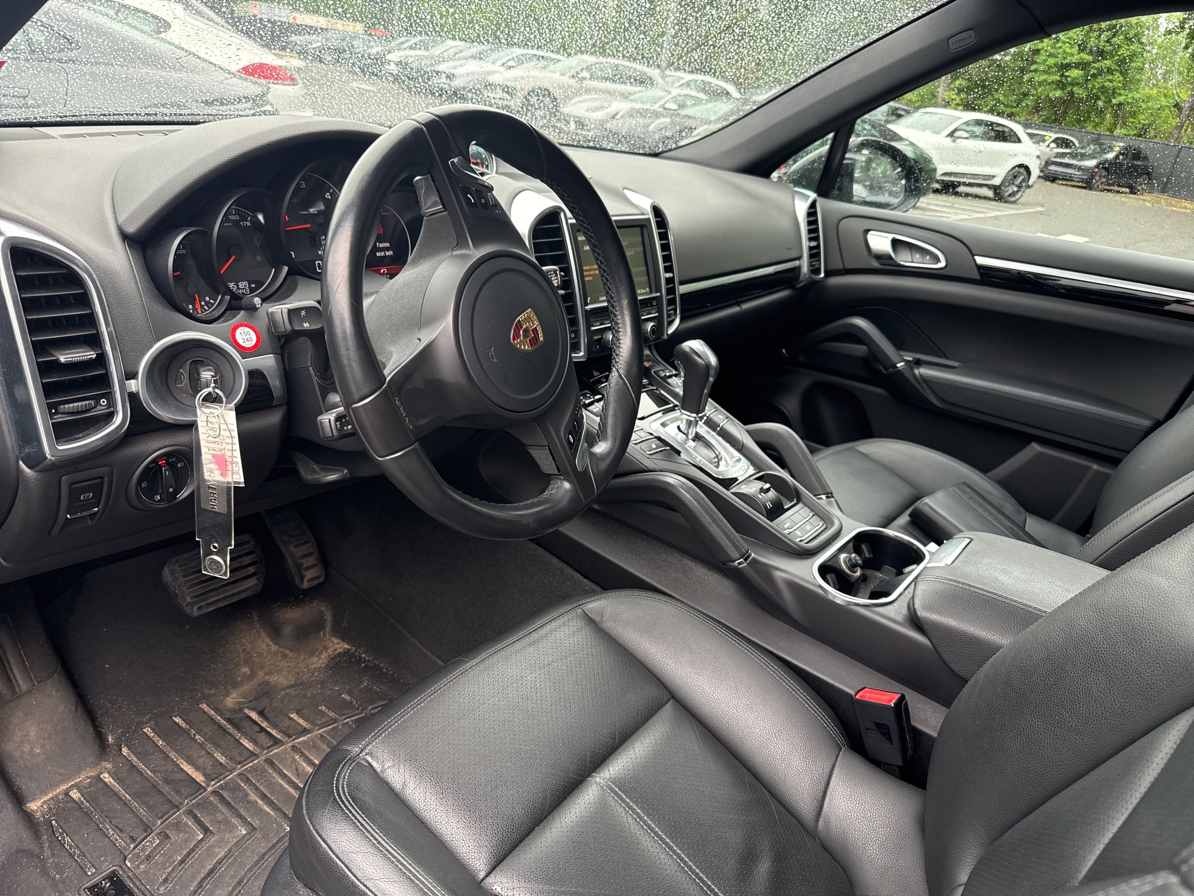 Thumbnail: 2013 Porsche Cayenne - 6