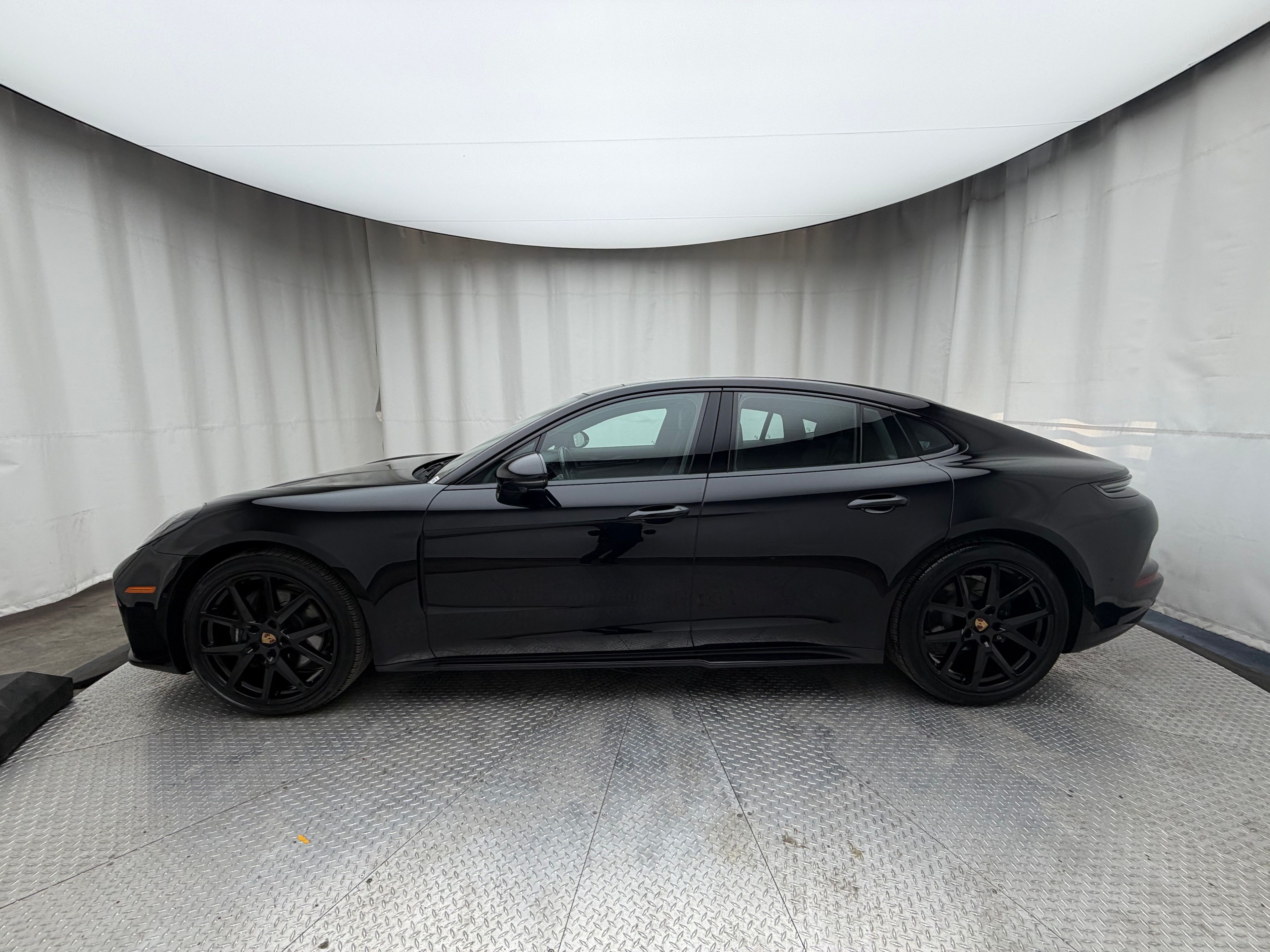 Thumbnail: 2024 Porsche Panamera - 2